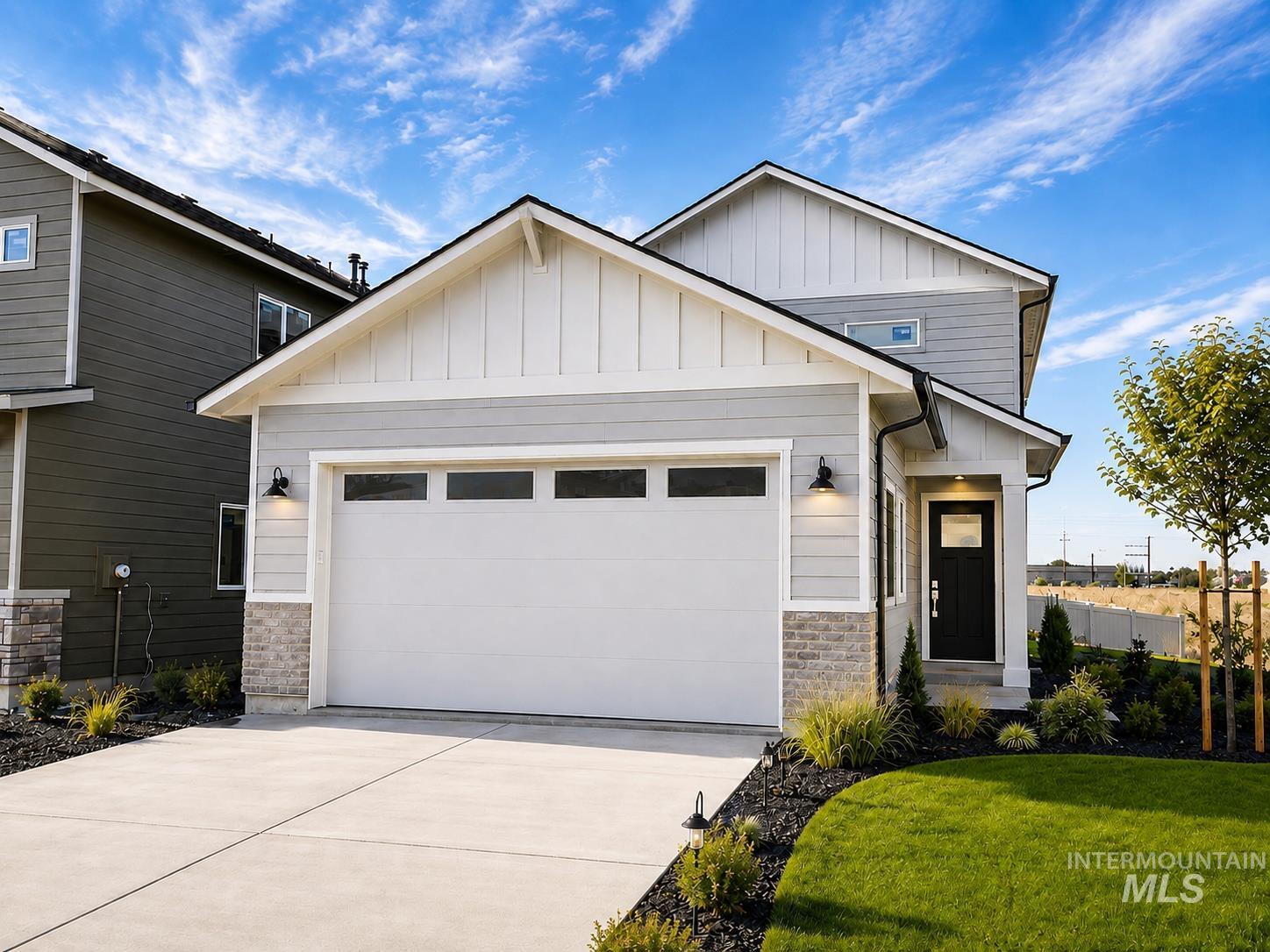 11674 W Endsley Ln, Star, Idaho 83669, 4 Bedrooms, 2.5 Bathrooms, Residential For Sale, Price $559,900,MLS 98998964