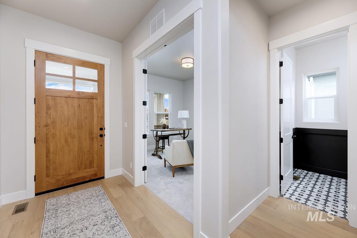 5826 S Zaivcla Ave, Meridian, Idaho 83642, 4 Bedrooms, 4 Bathrooms, Residential For Sale, Price $999,886,MLS 98998965
