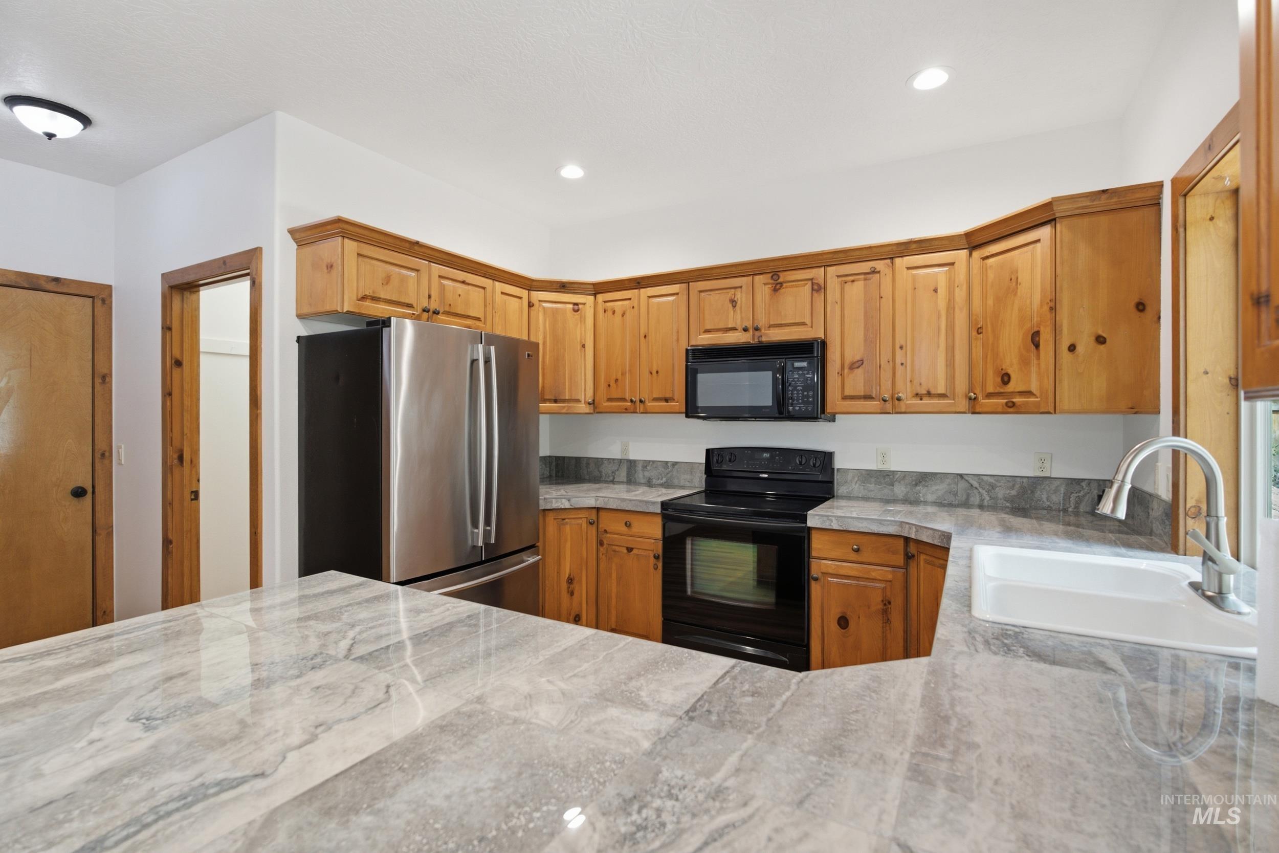 132 Prospector Lane, Idaho City, Idaho 83631, 3 Bedrooms, 3 Bathrooms, Residential For Sale, Price $508,900,MLS 98998968