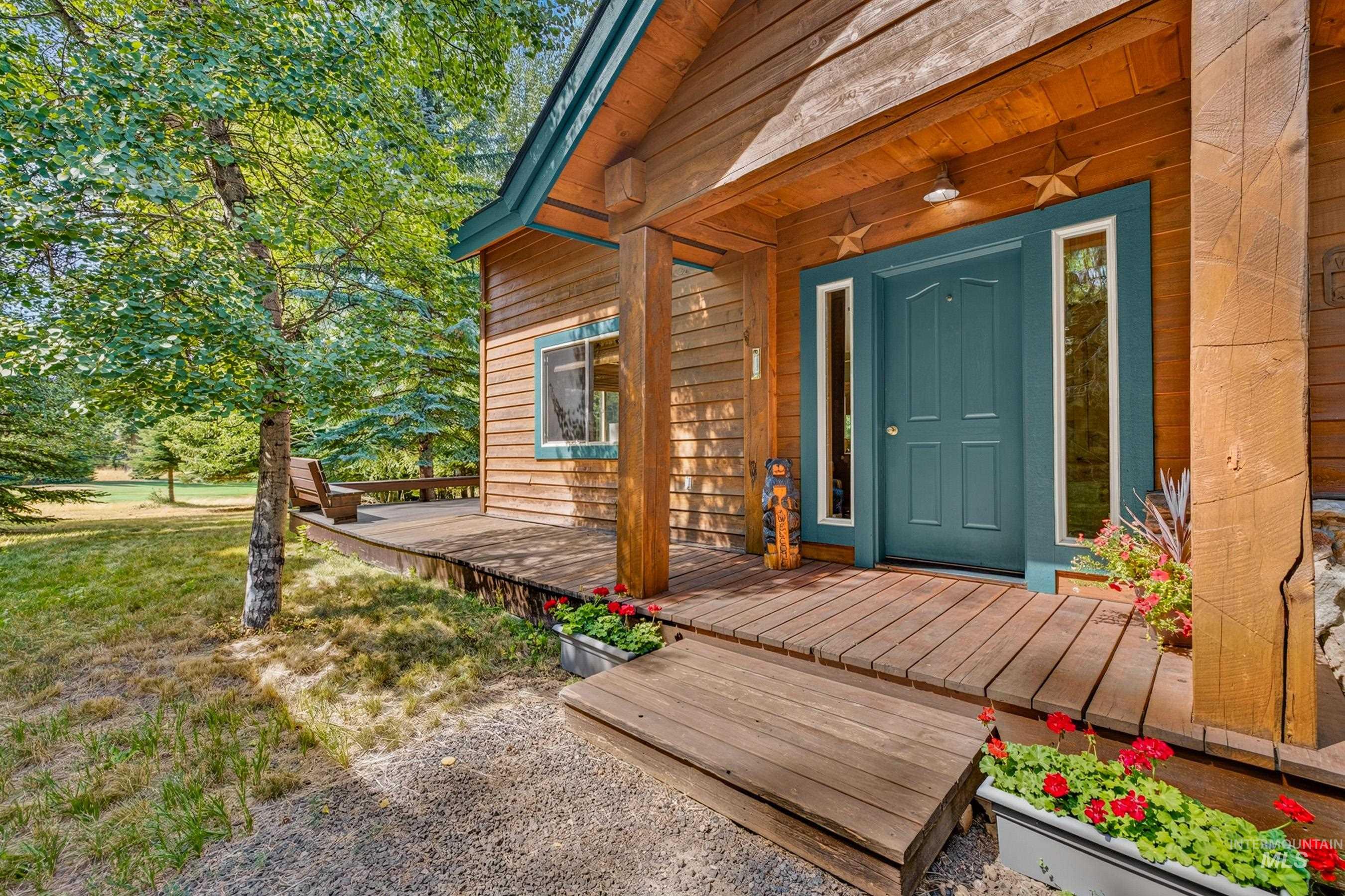 925 Cottage Court, McCall, Idaho 83638, 3 Bedrooms, 2 Bathrooms, Residential For Sale, Price $749,000,MLS 98998972