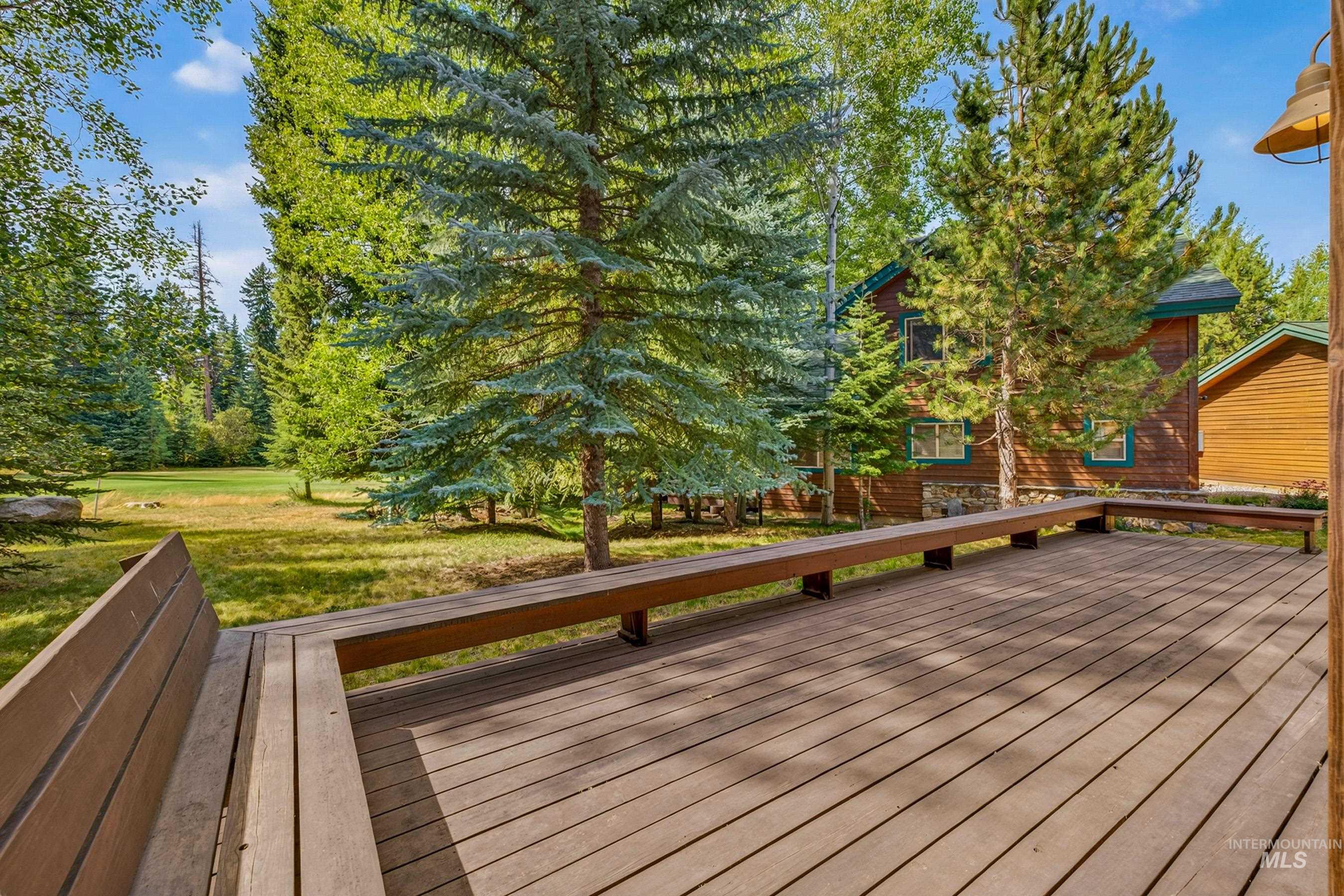 925 Cottage Court, McCall, Idaho 83638, 3 Bedrooms, 2 Bathrooms, Residential For Sale, Price $749,000,MLS 98998972