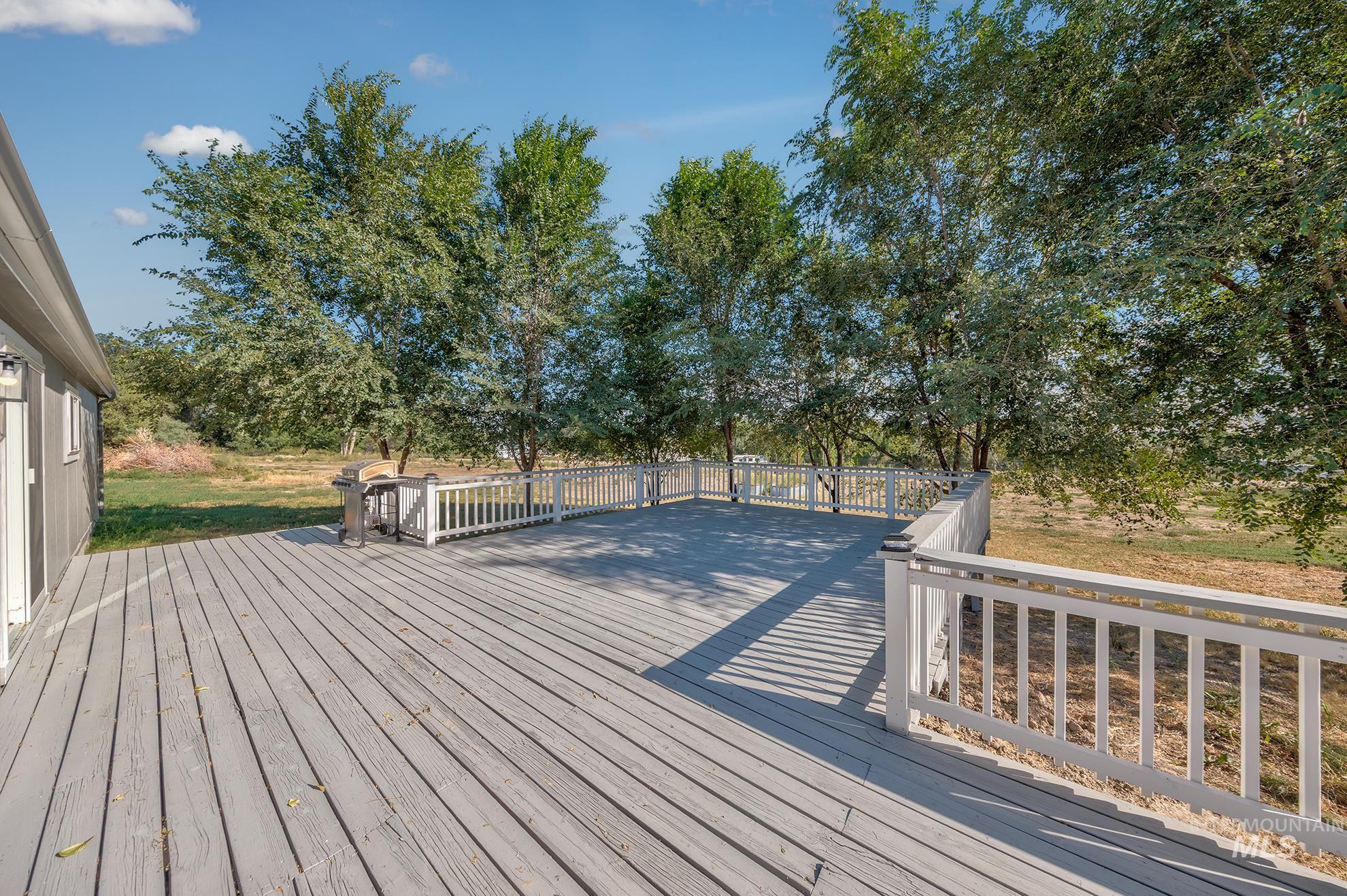 2377 Lower Pond Ln, Homedale, Idaho 83628, 4 Bedrooms, 2 Bathrooms, Residential For Sale, Price $499,900, 98998973
