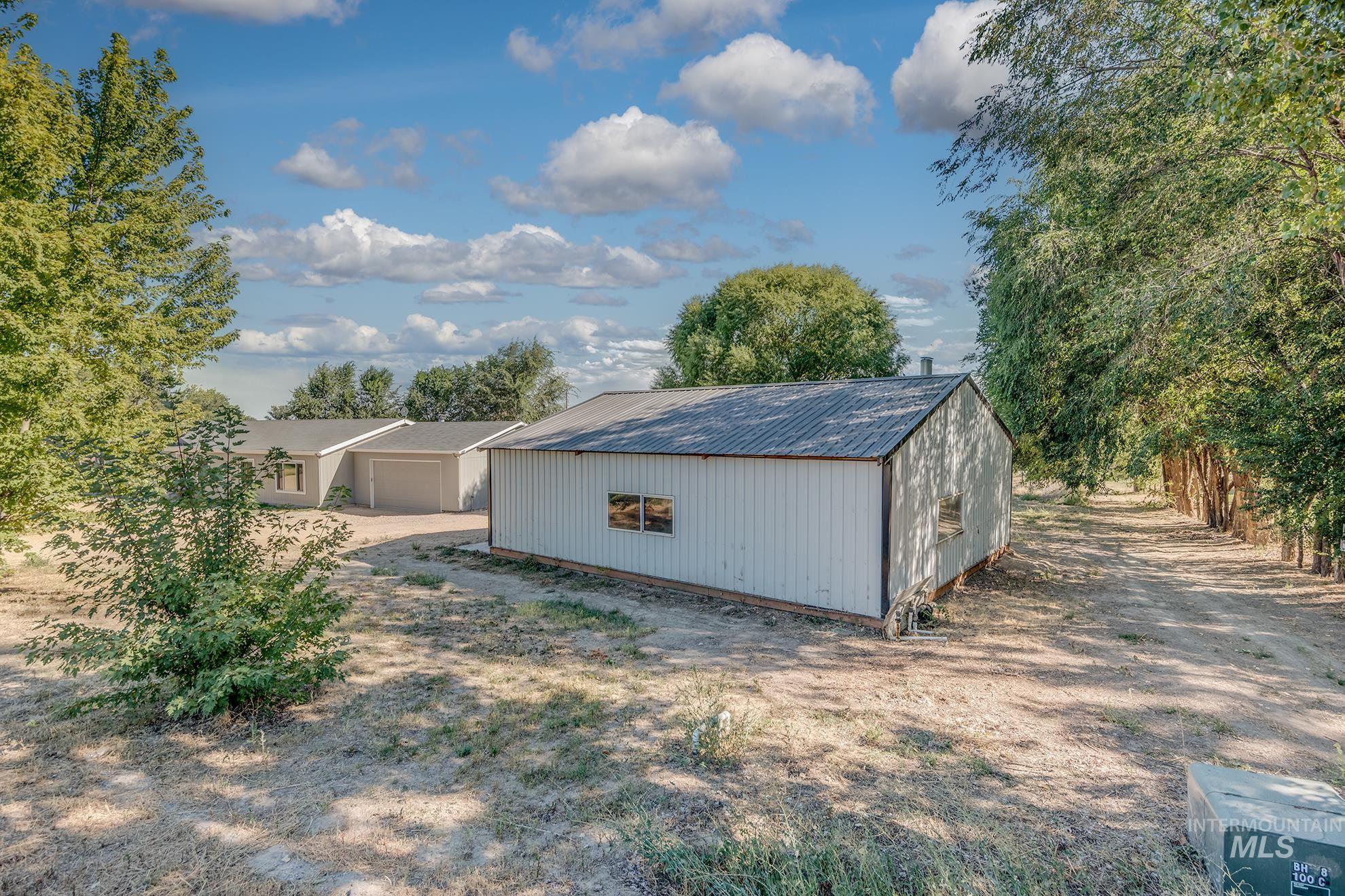 2377 Lower Pond Ln, Homedale, Idaho 83628, 4 Bedrooms, 2 Bathrooms, Residential For Sale, Price $499,900, 98998973