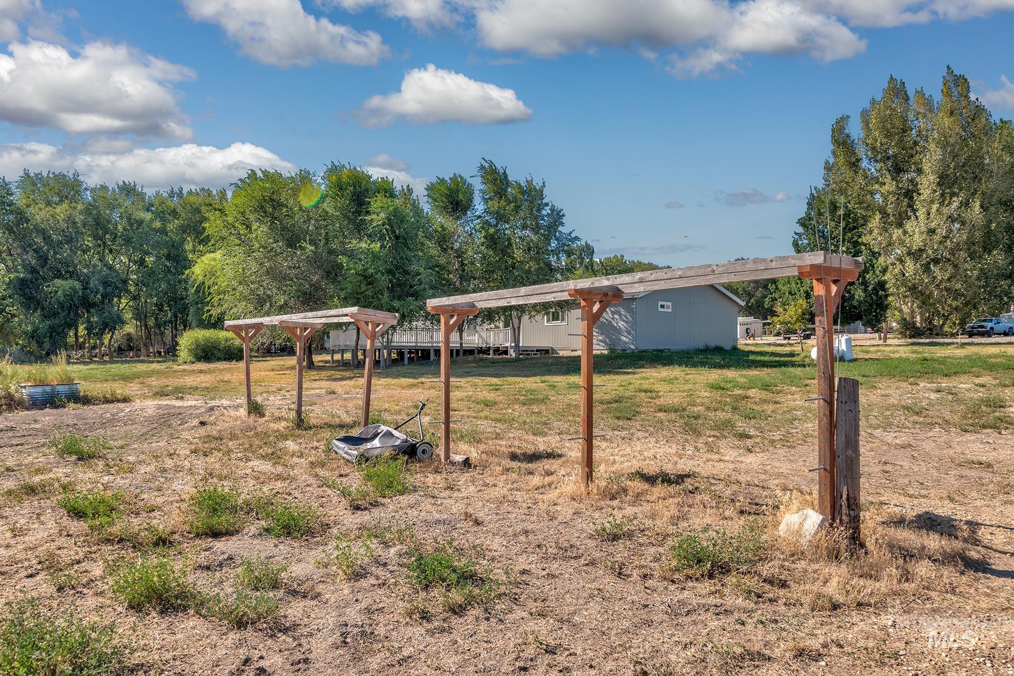 2377 Lower Pond Ln, Homedale, Idaho 83628, 4 Bedrooms, 2 Bathrooms, Residential For Sale, Price $499,900, 98998973