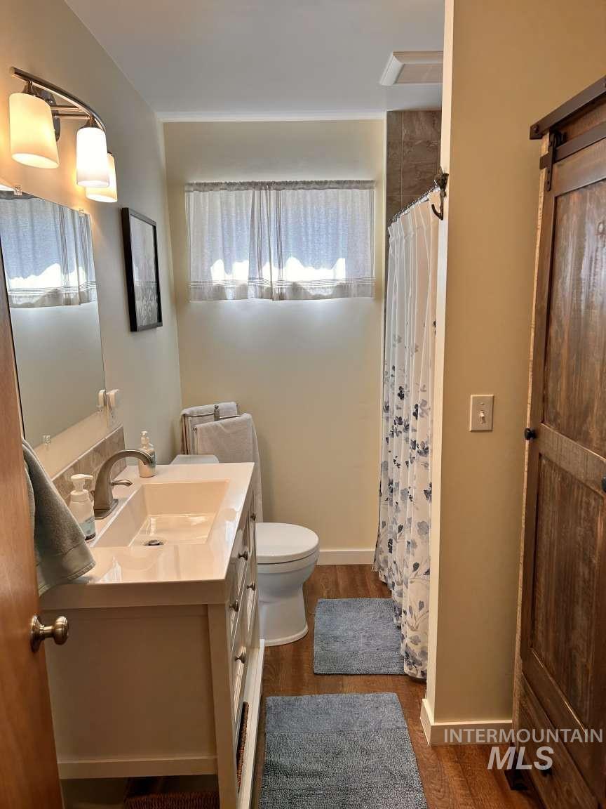 105 N Pine St, Troy, Idaho 83871, 3 Bedrooms, 2 Bathrooms, Residential For Sale, Price $419,000,MLS 98998975