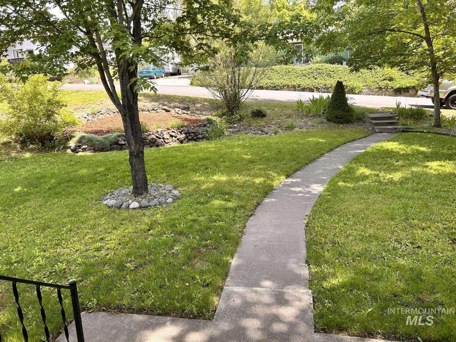 105 N Pine St, Troy, Idaho 83871, 3 Bedrooms, 2 Bathrooms, Residential For Sale, Price $419,000,MLS 98998975