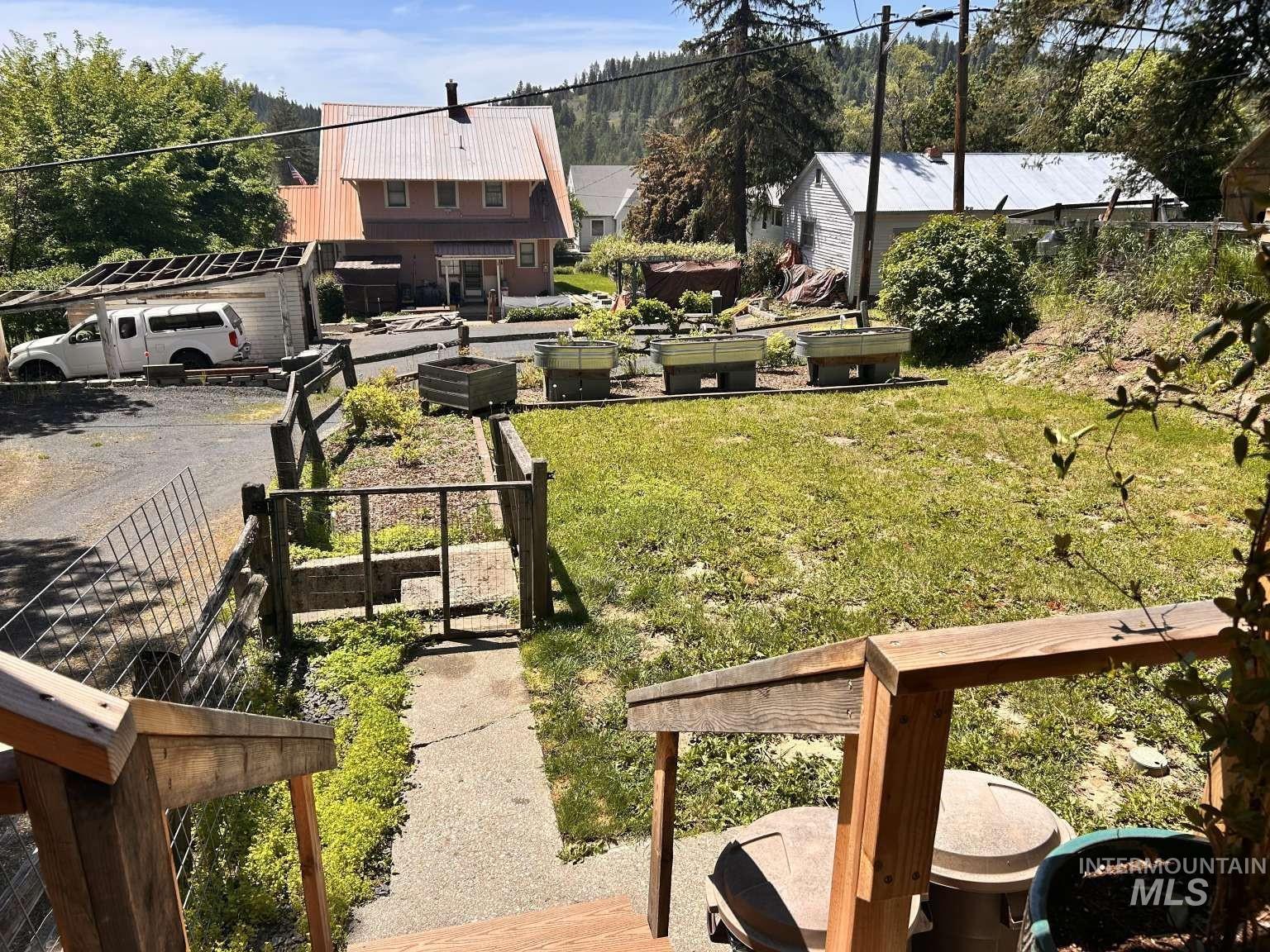 105 N Pine St, Troy, Idaho 83871, 3 Bedrooms, 2 Bathrooms, Residential For Sale, Price $419,000,MLS 98998975