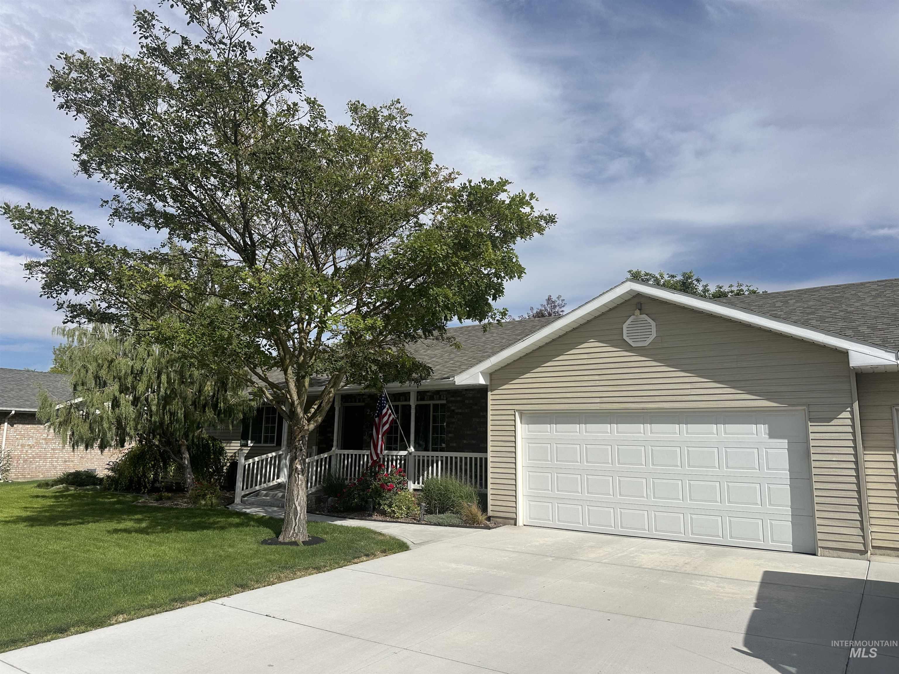 2508 Eastgate Dr, Twin Falls, Idaho 83301, 3 Bedrooms, 2 Bathrooms, Residential For Sale, Price $519,900,MLS 98998976