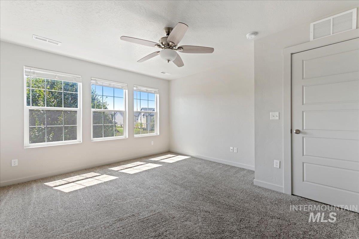 11310 W Knightsbridge Ct, Boise, Idaho 83713, 3 Bedrooms, 2.5 Bathrooms, Residential For Sale, Price $399,990,MLS 98998977