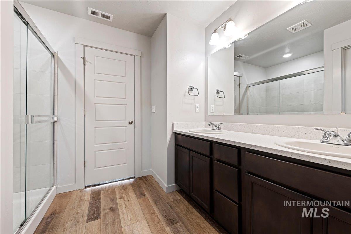 11310 W Knightsbridge Ct, Boise, Idaho 83713, 3 Bedrooms, 2.5 Bathrooms, Residential For Sale, Price $399,990,MLS 98998977