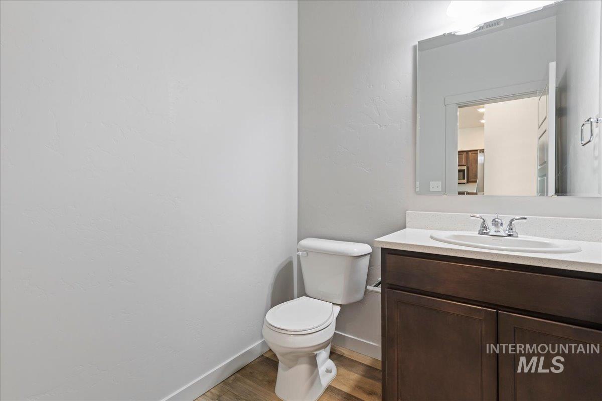 11310 W Knightsbridge Ct, Boise, Idaho 83713, 3 Bedrooms, 2.5 Bathrooms, Residential For Sale, Price $399,990,MLS 98998977