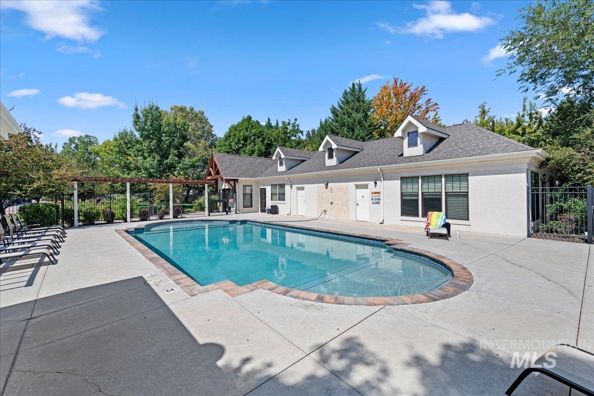 11310 W Knightsbridge Ct, Boise, Idaho 83713, 3 Bedrooms, 2.5 Bathrooms, Residential For Sale, Price $399,990,MLS 98998977
