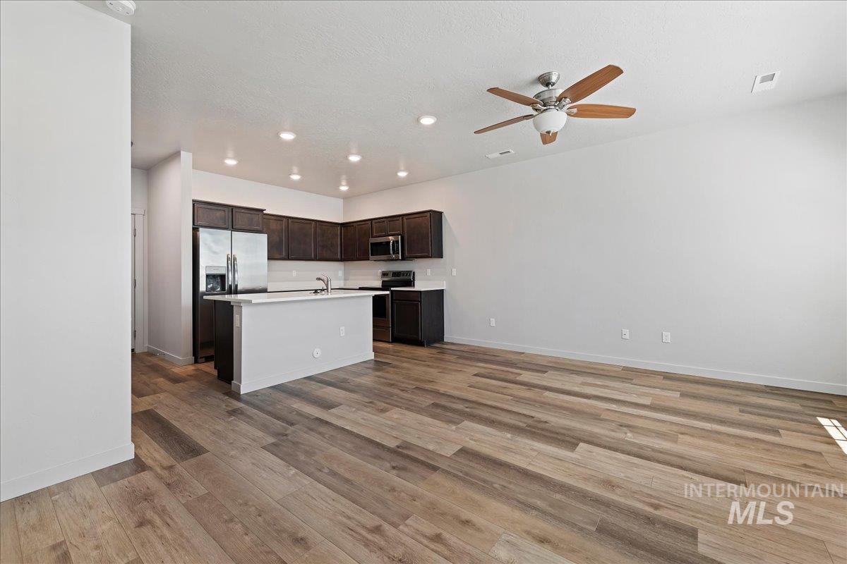 11310 W Knightsbridge Ct, Boise, Idaho 83713, 3 Bedrooms, 2.5 Bathrooms, Residential For Sale, Price $399,990,MLS 98998977