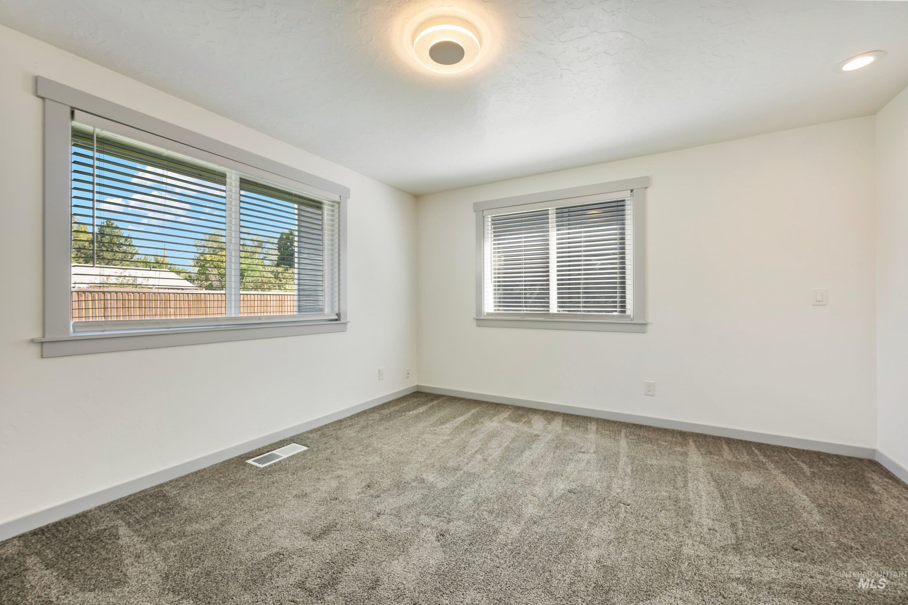 2216 Cari Cir, Caldwell, Idaho 83605, 3 Bedrooms, 2 Bathrooms, Residential For Sale, Price $524,900,MLS 98998978