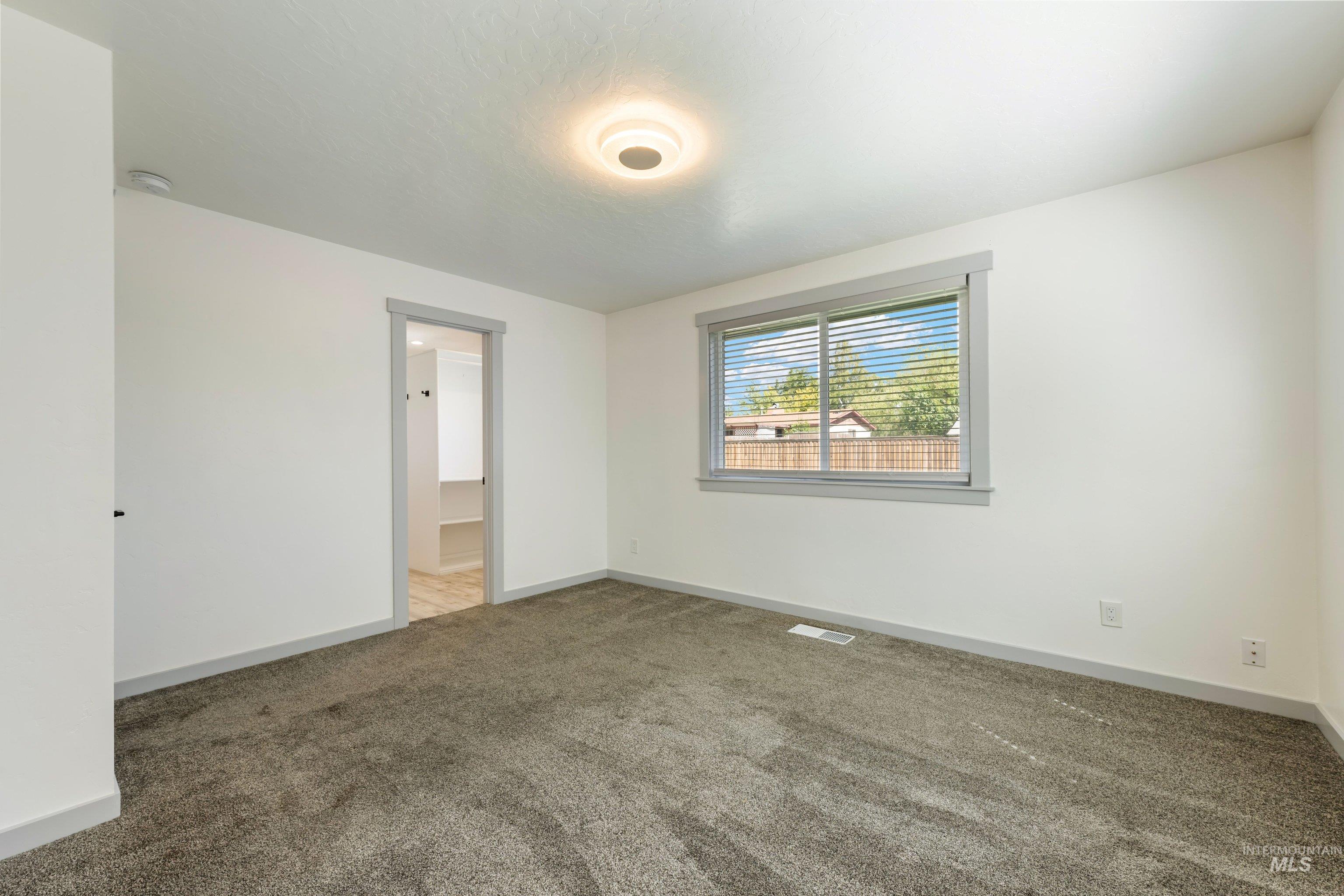 2216 Cari Cir, Caldwell, Idaho 83605, 3 Bedrooms, 2 Bathrooms, Residential For Sale, Price $524,900,MLS 98998978