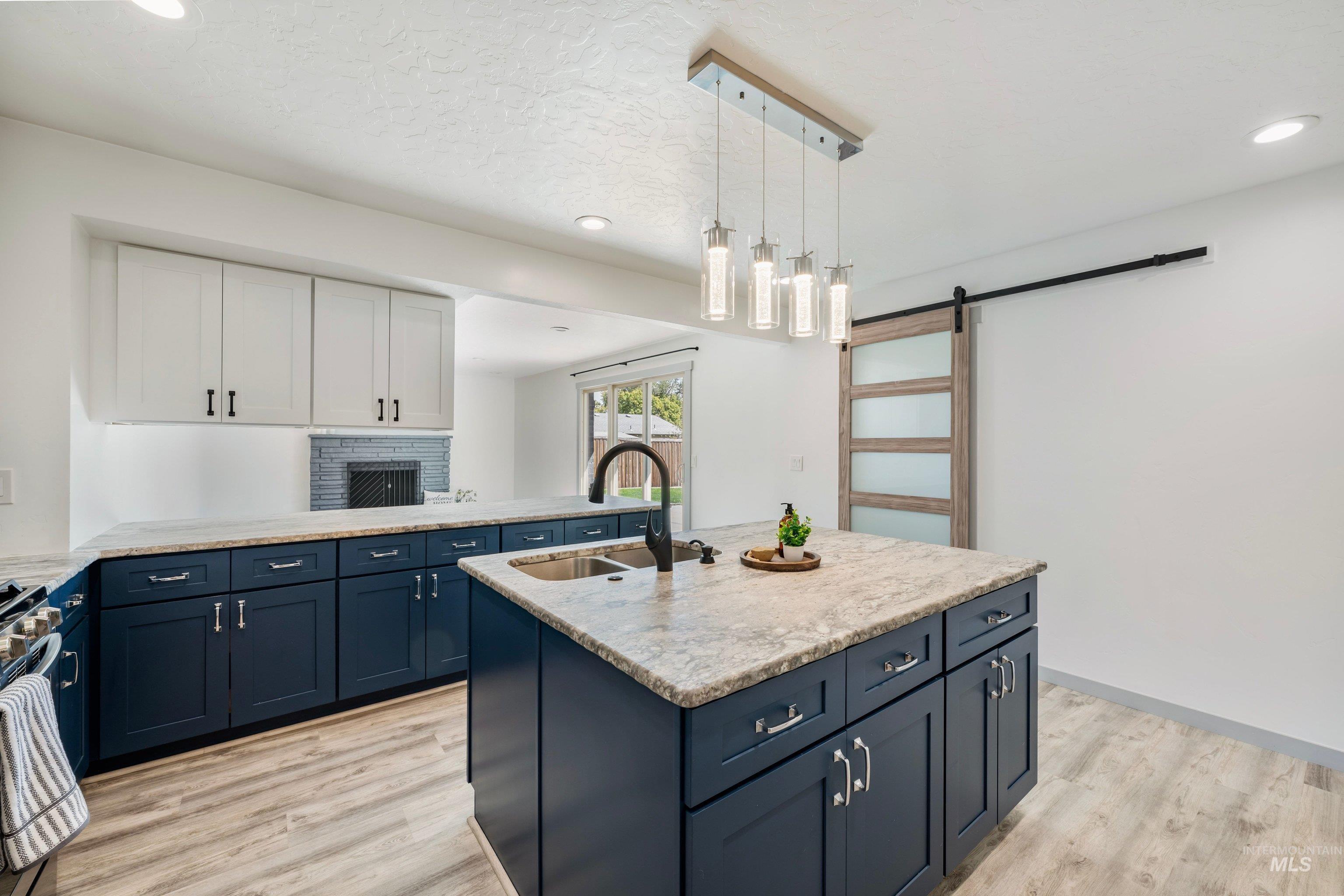 2216 Cari Cir, Caldwell, Idaho 83605, 3 Bedrooms, 2 Bathrooms, Residential For Sale, Price $524,900,MLS 98998978