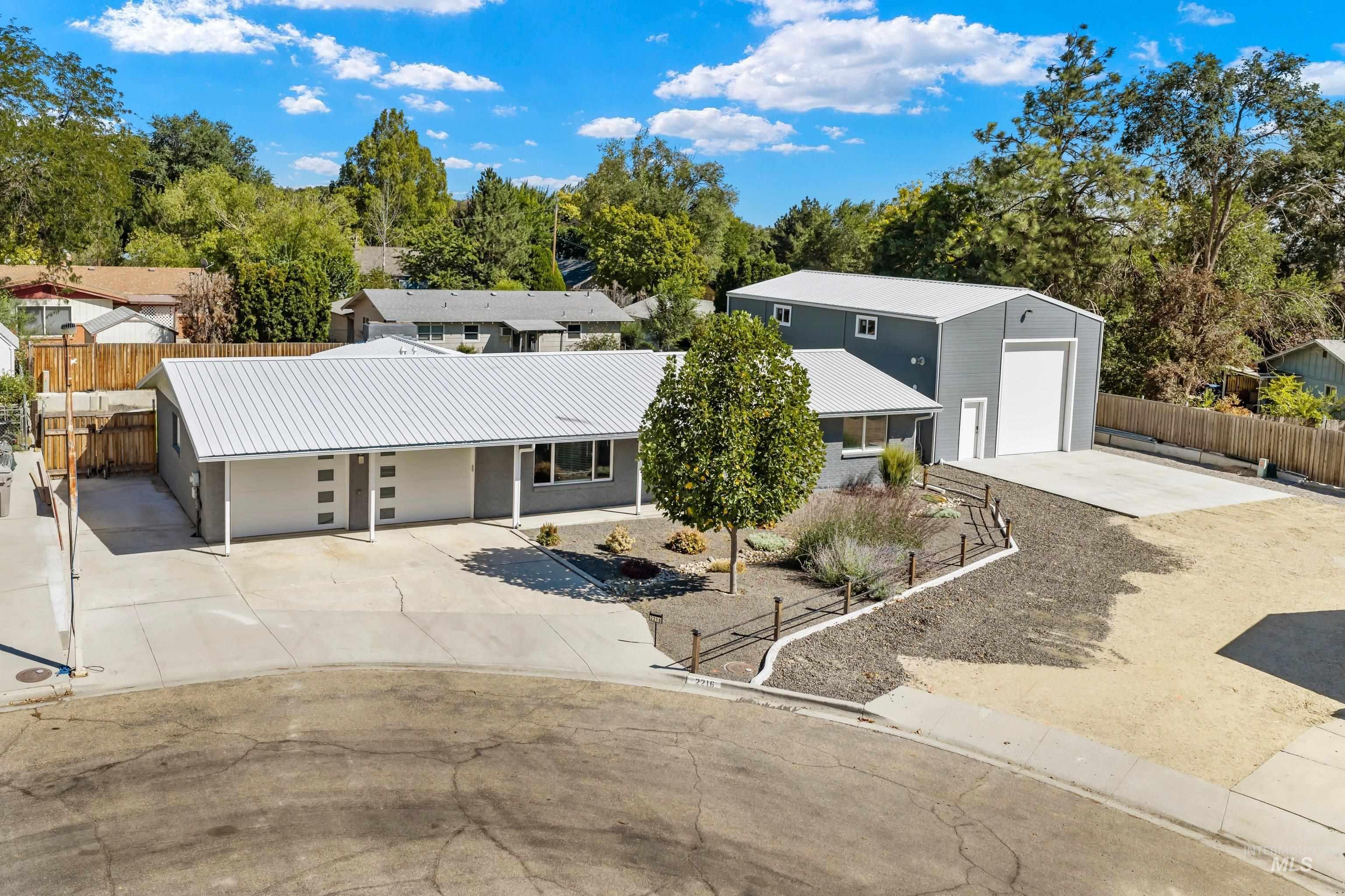 2216 Cari Cir, Caldwell, Idaho 83605, 3 Bedrooms, 2 Bathrooms, Residential For Sale, Price $524,900,MLS 98998978