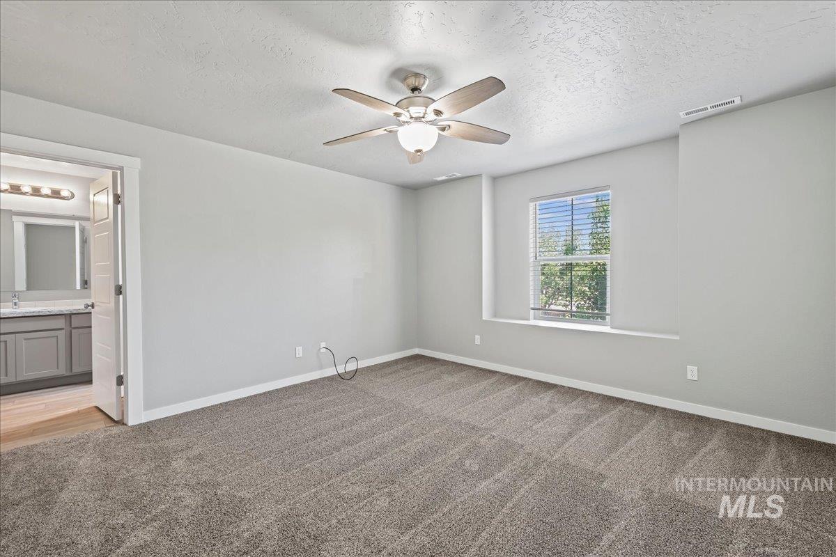 2483 E Goldstone St, Meridian, Idaho 83642, 3 Bedrooms, 2.5 Bathrooms, Residential For Sale, Price $389,990,MLS 98998979
