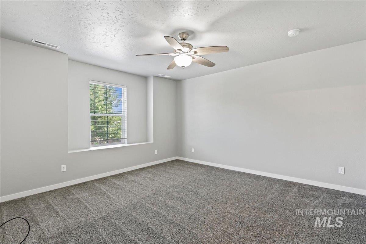 2483 E Goldstone St, Meridian, Idaho 83642, 3 Bedrooms, 2.5 Bathrooms, Residential For Sale, Price $389,990,MLS 98998979