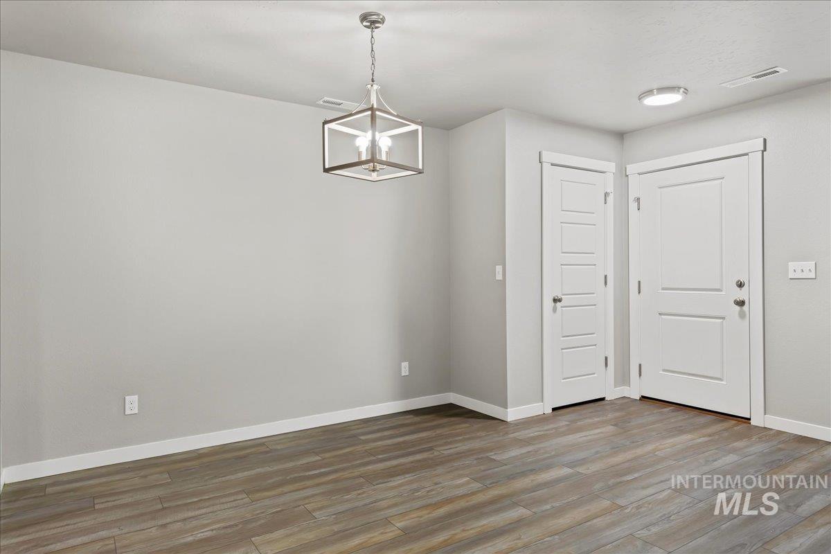 2483 E Goldstone St, Meridian, Idaho 83642, 3 Bedrooms, 2.5 Bathrooms, Residential For Sale, Price $389,990,MLS 98998979