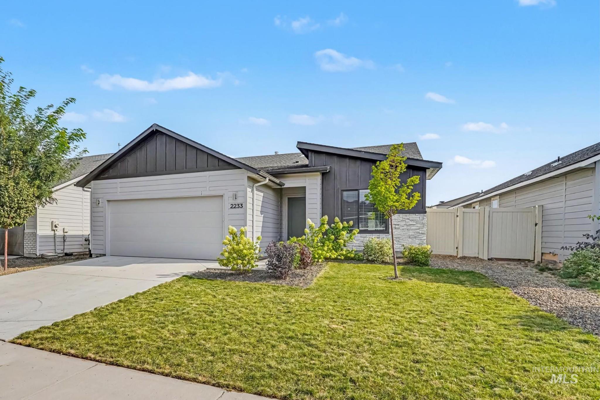 2233 W Trout Lily St, Kuna, Idaho 83634, 3 Bedrooms, 2 Bathrooms, Residential For Sale, Price $399,900,MLS 98998980