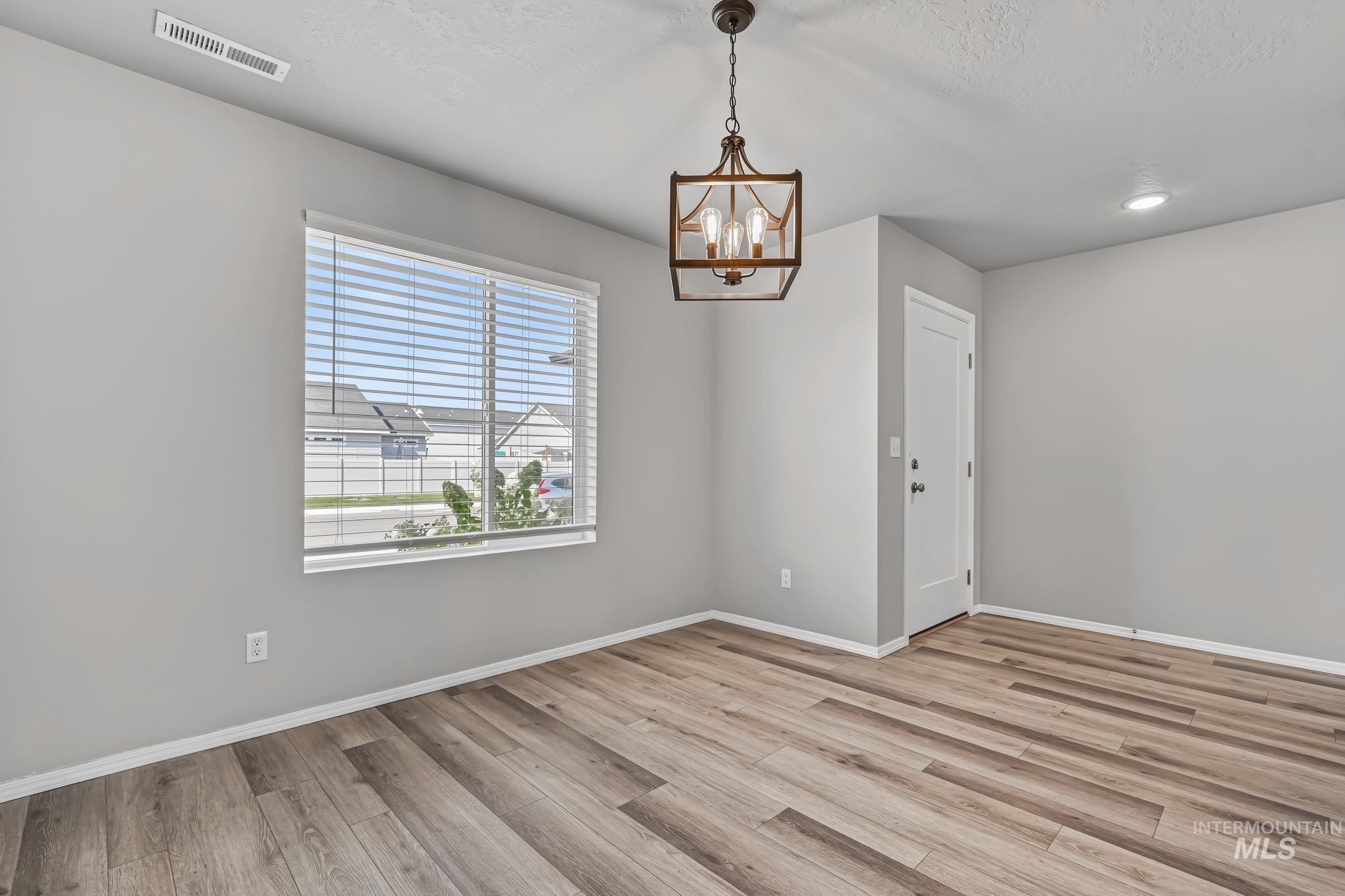 2233 W Trout Lily St, Kuna, Idaho 83634, 3 Bedrooms, 2 Bathrooms, Residential For Sale, Price $399,900,MLS 98998980