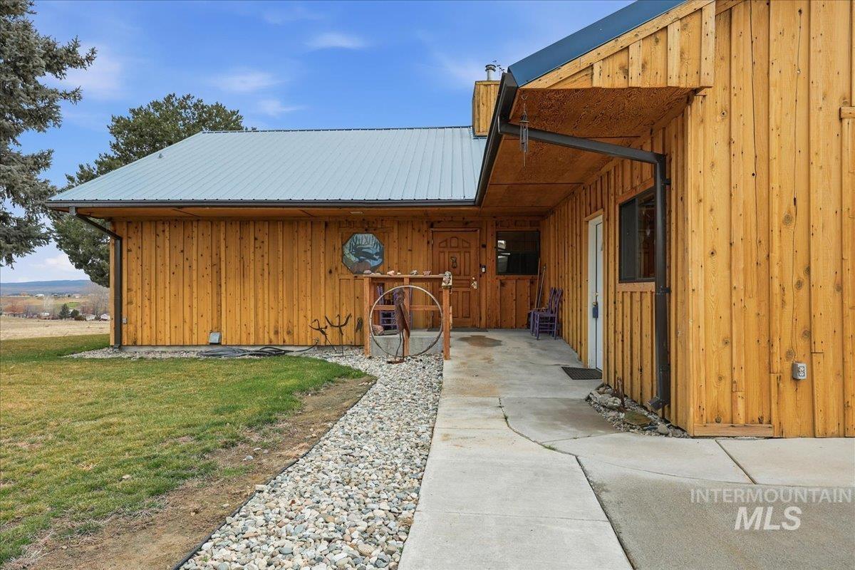 3615 Cassia, New Plymouth, Idaho 83655, 3 Bedrooms, 2 Bathrooms, Farm & Ranch For Sale, Price $2,300,000,MLS 98998983