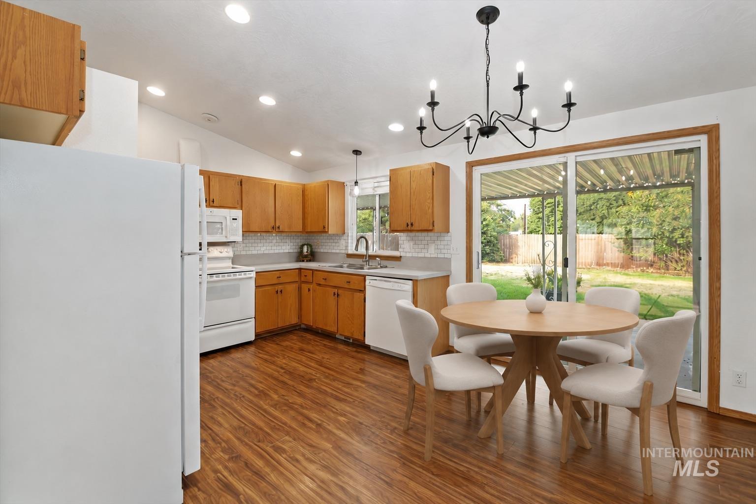 1558 N Tina Marie Ave, Meridian, Idaho 83642, 3 Bedrooms, 2 Bathrooms, Residential For Sale, Price $409,900, 98998987