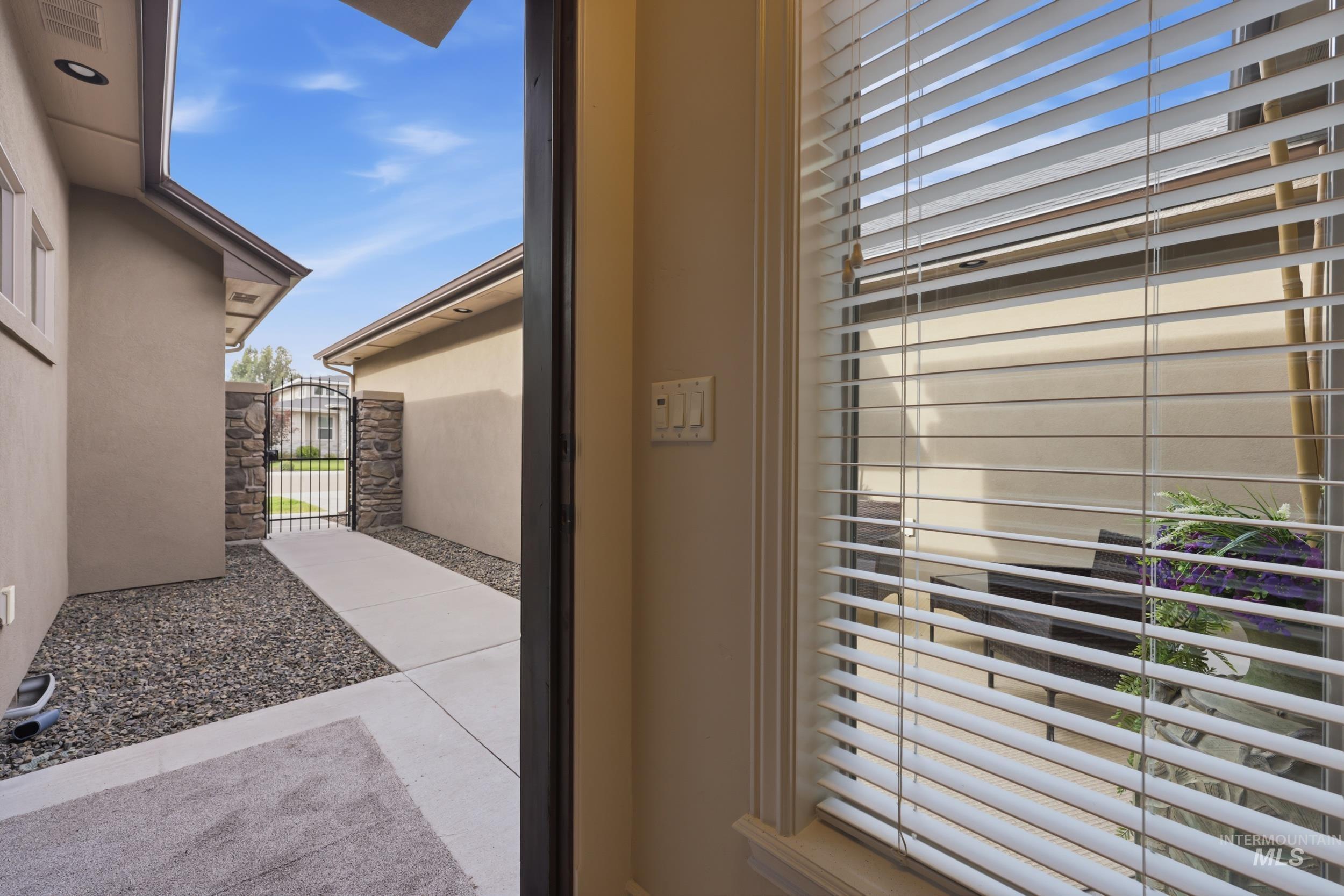 3500 W Lesina, Meridian, Idaho 83646, 3 Bedrooms, 2.5 Bathrooms, Residential For Sale, Price $645,000, 98998988