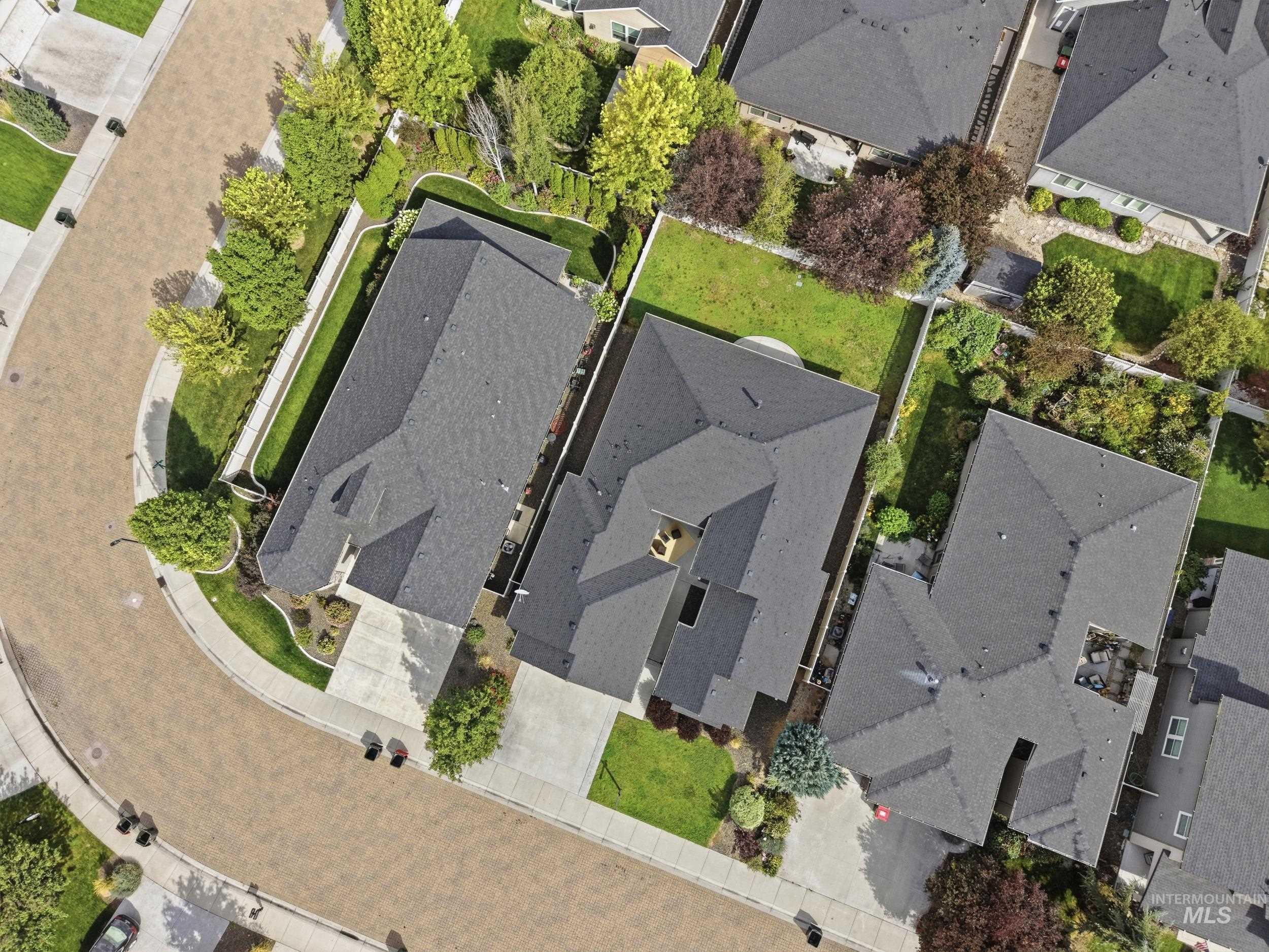 3500 W Lesina, Meridian, Idaho 83646, 3 Bedrooms, 2.5 Bathrooms, Residential For Sale, Price $645,000, 98998988