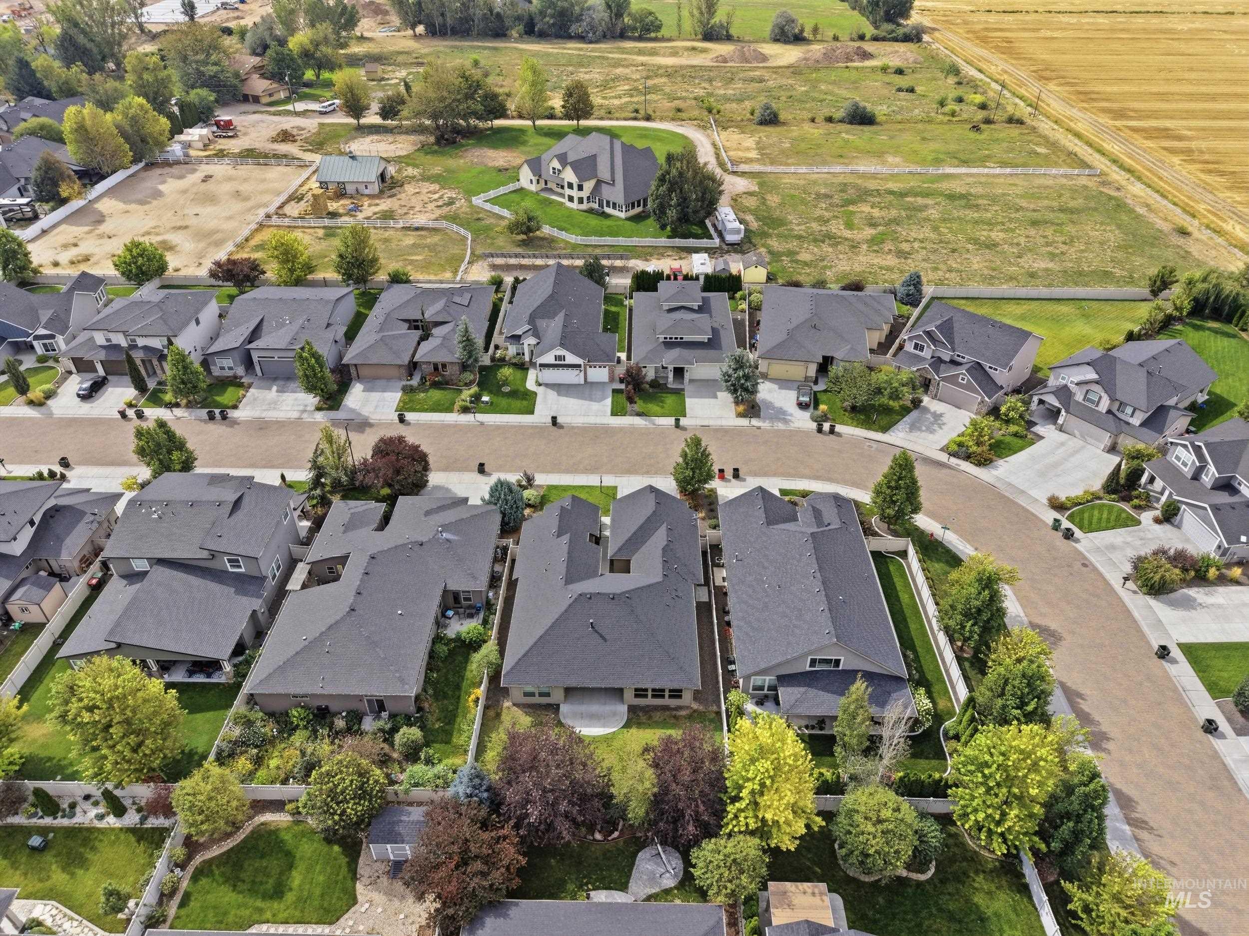 3500 W Lesina, Meridian, Idaho 83646, 3 Bedrooms, 2.5 Bathrooms, Residential For Sale, Price $645,000, 98998988