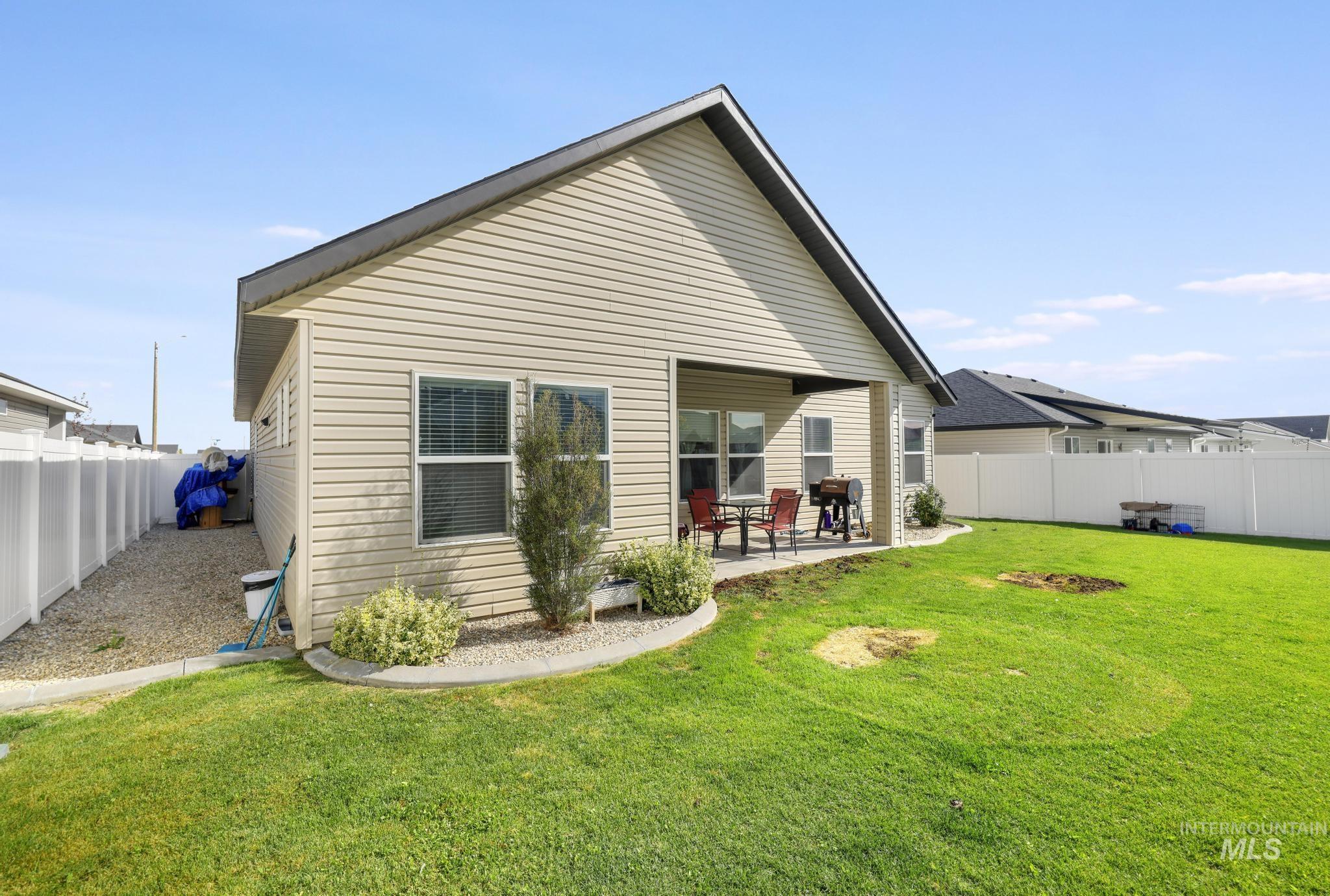 468 April Ave, Twin Falls, Idaho 83301, 3 Bedrooms, 2 Bathrooms, Residential For Sale, Price $370,000, 98998989