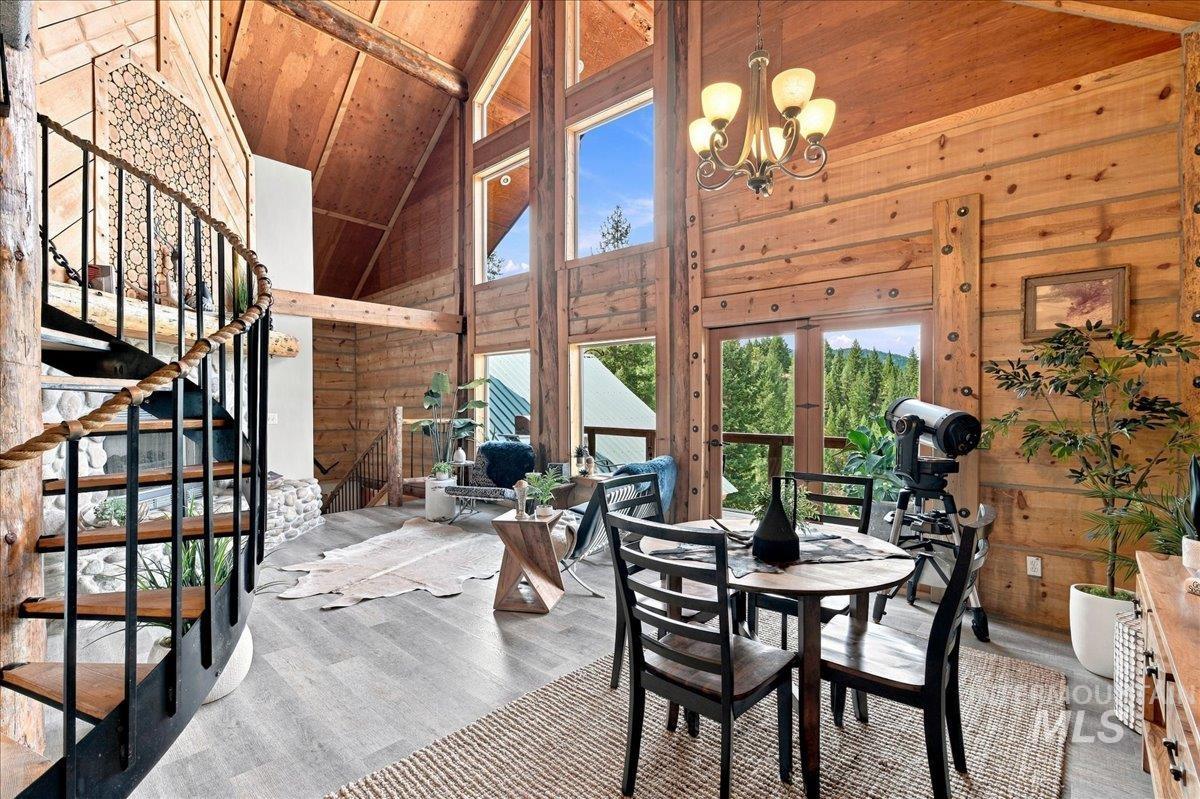 20 Homestead Dr, Boise, Idaho 83716, 3 Bedrooms, 3 Bathrooms, Residential For Sale, Price $879,000,MLS 98998991