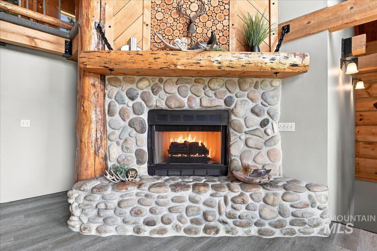 20 Homestead Dr, Boise, Idaho 83716, 3 Bedrooms, 3 Bathrooms, Residential For Sale, Price $879,000,MLS 98998991