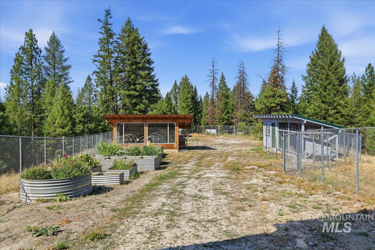 20 Homestead Dr, Boise, Idaho 83716, 3 Bedrooms, 3 Bathrooms, Residential For Sale, Price $879,000,MLS 98998991