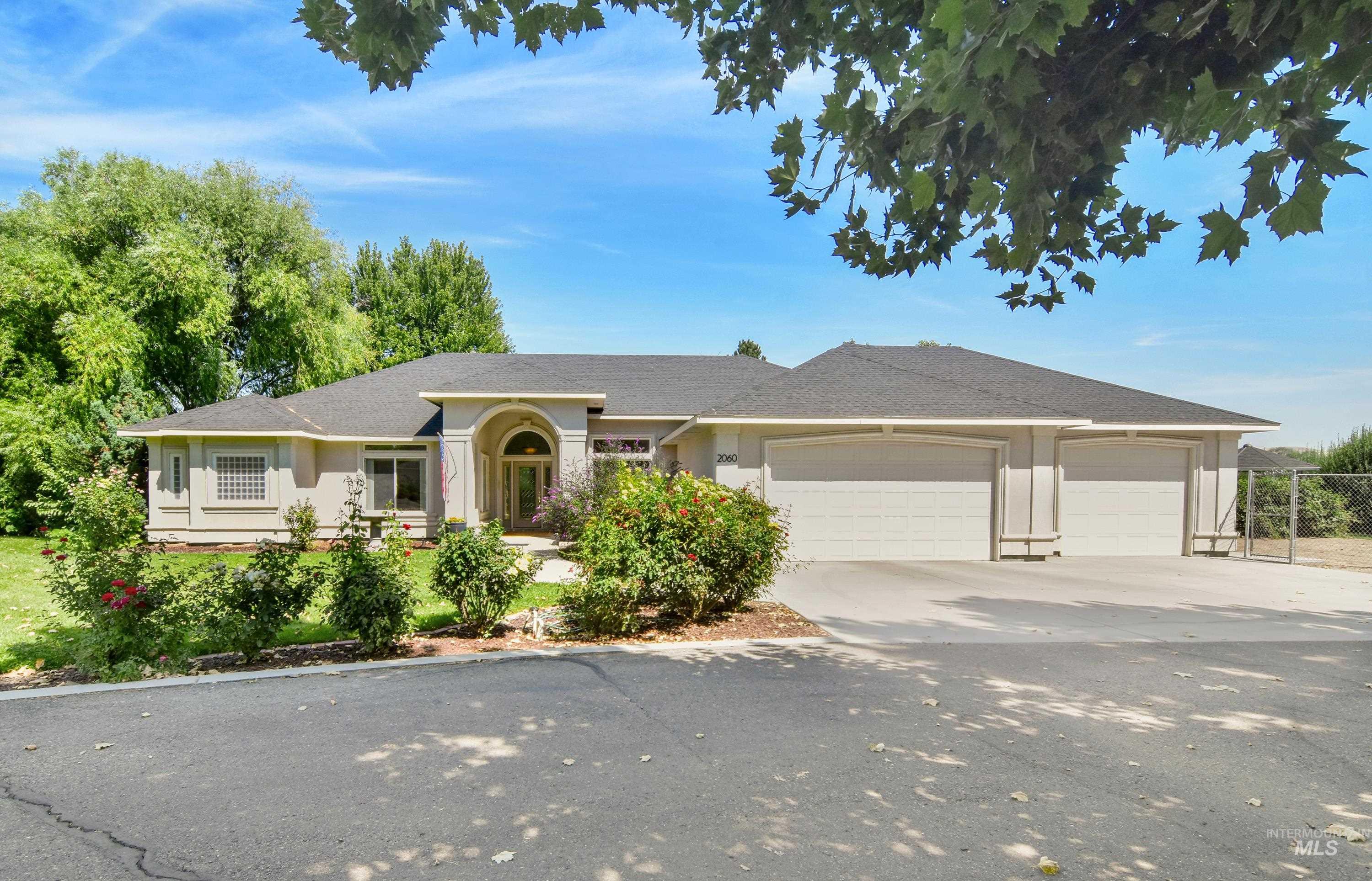 2060 Shelley dr, Payette, Idaho 83661, 3 Bedrooms, 4 Bathrooms, Residential For Sale, Price $650,000, 98998994