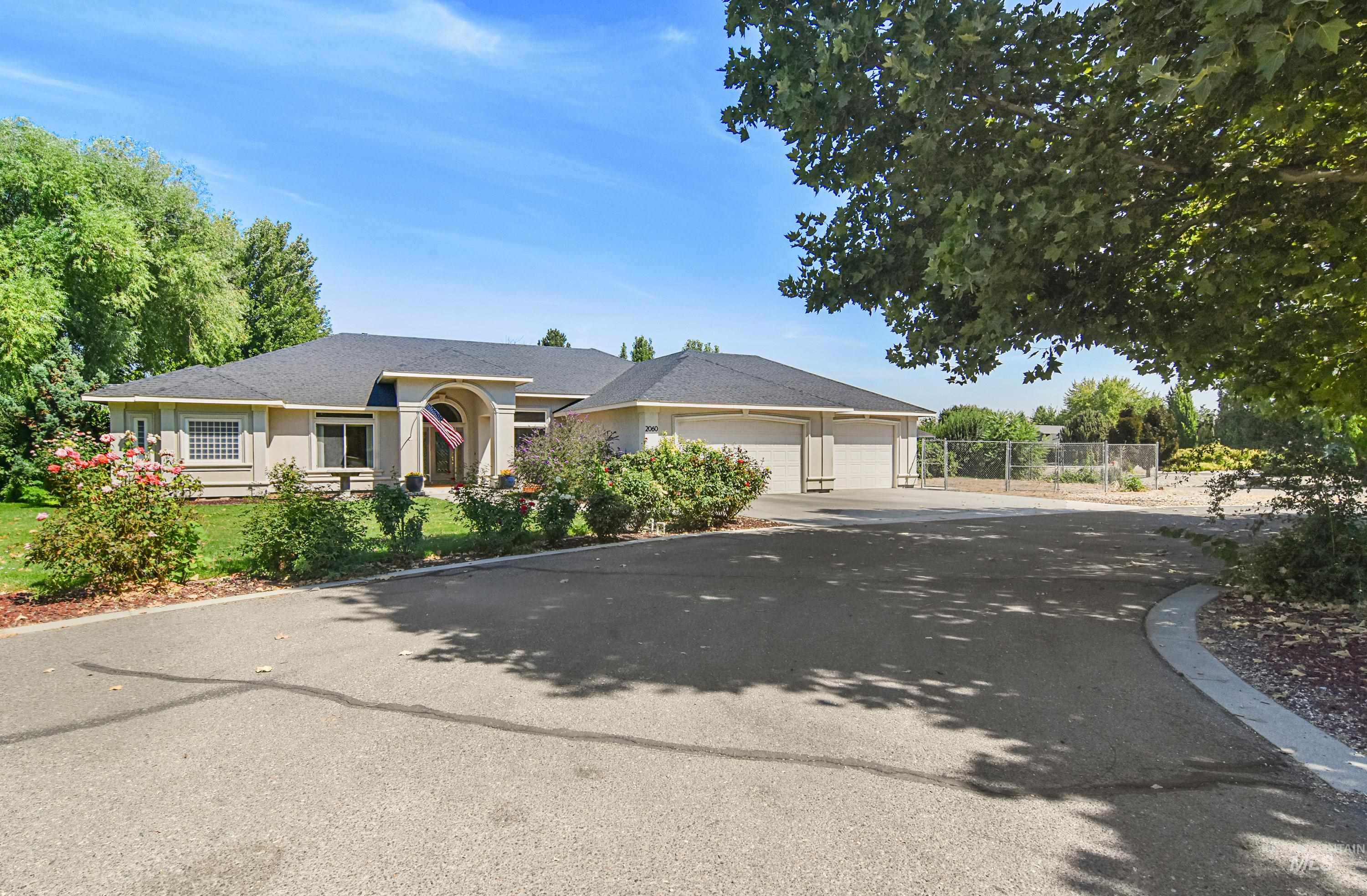 2060 Shelley dr, Payette, Idaho 83661, 3 Bedrooms, 4 Bathrooms, Residential For Sale, Price $650,000, 98998994