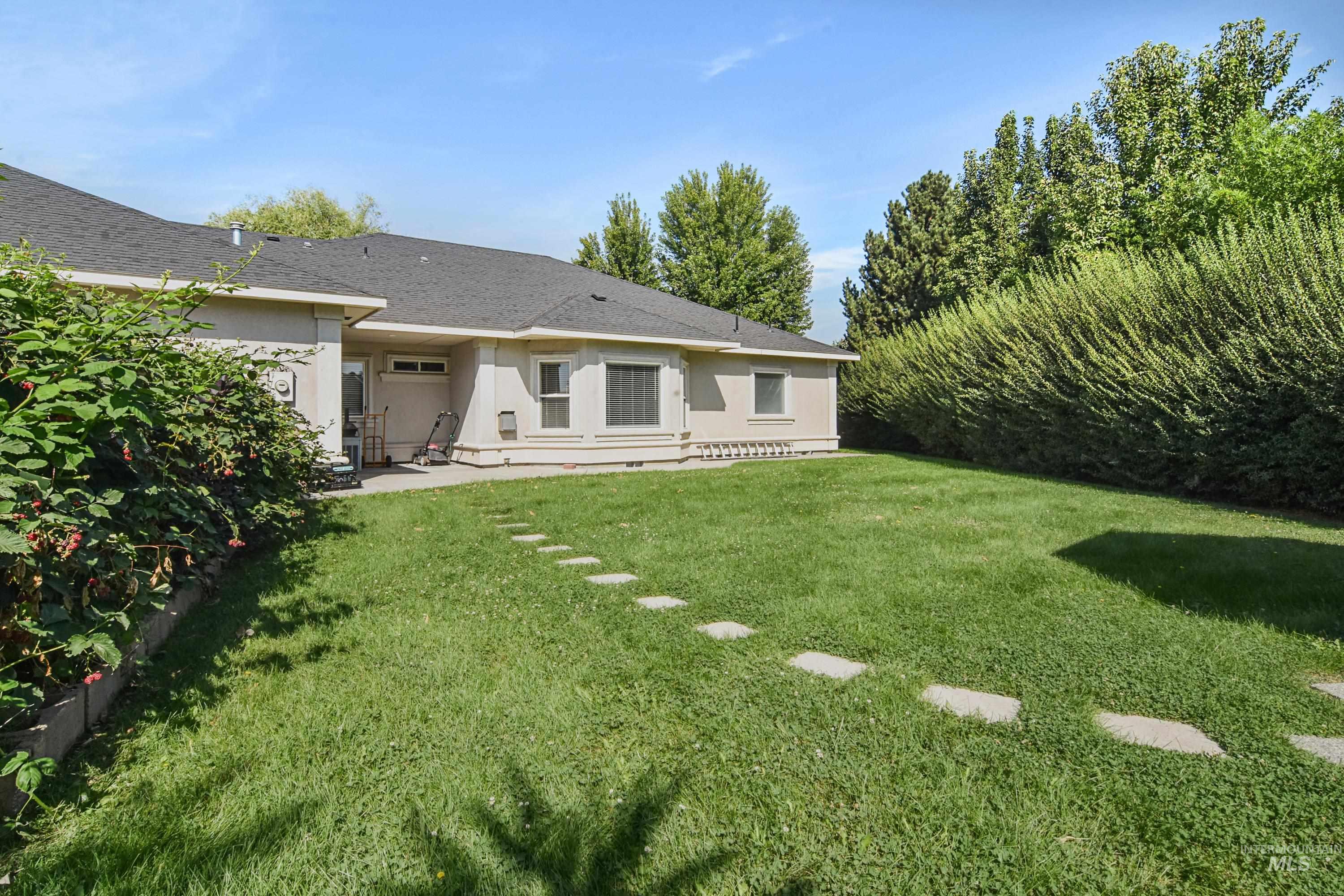 2060 Shelley dr, Payette, Idaho 83661, 3 Bedrooms, 4 Bathrooms, Residential For Sale, Price $650,000, 98998994