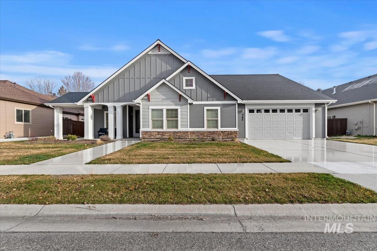 742 W Caine St, Meridian, Idaho 83646, 3 Bedrooms, 2.5 Bathrooms, Residential For Sale, Price $674,000, 98998995