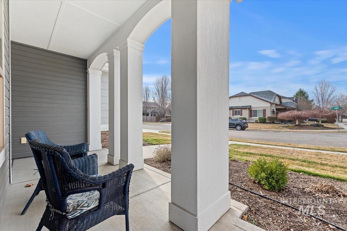 742 W Caine St, Meridian, Idaho 83646, 3 Bedrooms, 2.5 Bathrooms, Residential For Sale, Price $674,000, 98998995