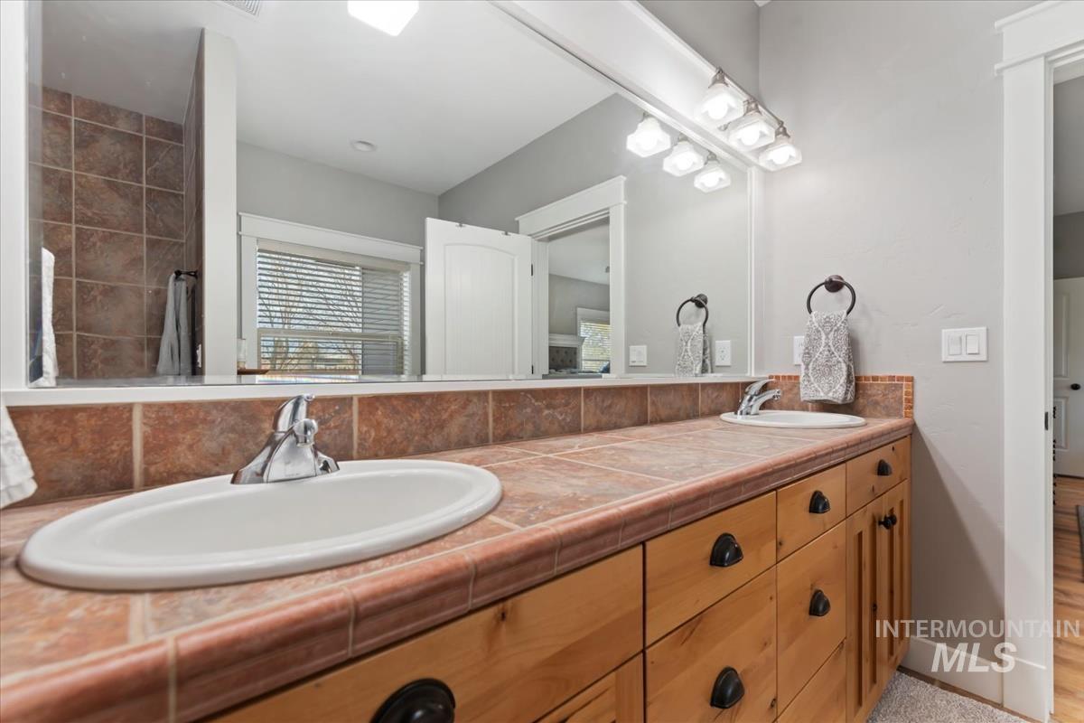 742 W Caine St, Meridian, Idaho 83646, 3 Bedrooms, 2.5 Bathrooms, Residential For Sale, Price $674,000, 98998995