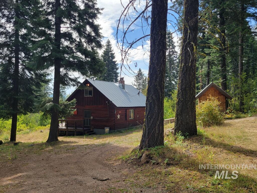 1208 Fox Rd, Cascade, Idaho 83611, 2 Bedrooms, 1 Bathroom, Residential For Sale, Price $325,000, 98998996