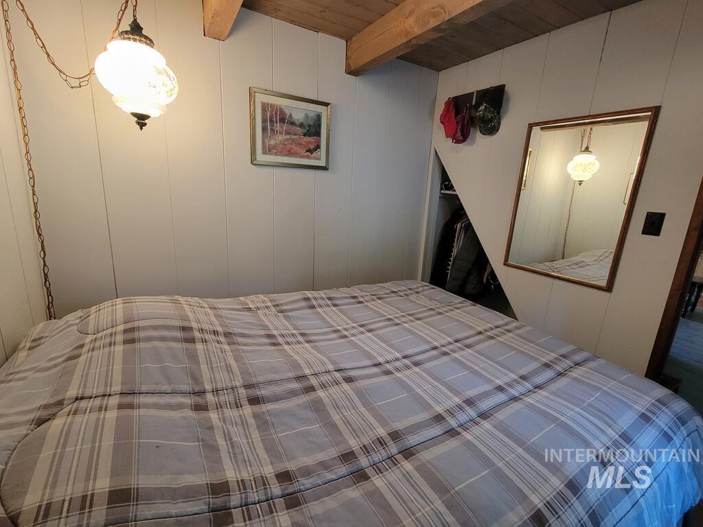1208 Fox Rd, Cascade, Idaho 83611, 2 Bedrooms, 1 Bathroom, Residential For Sale, Price $325,000, 98998996