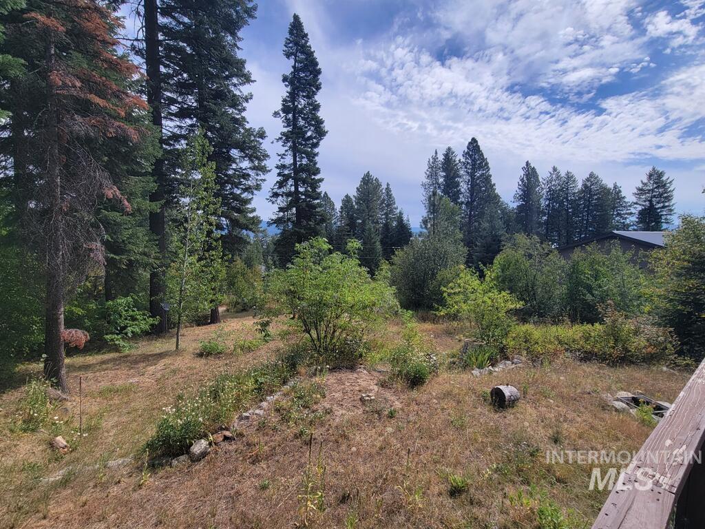 1208 Fox Rd, Cascade, Idaho 83611, 2 Bedrooms, 1 Bathroom, Residential For Sale, Price $325,000, 98998996