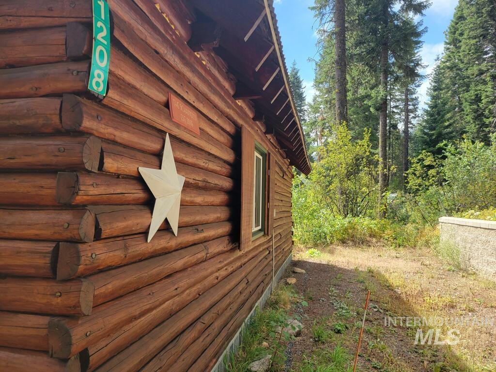 1208 Fox Rd, Cascade, Idaho 83611, 2 Bedrooms, 1 Bathroom, Residential For Sale, Price $325,000, 98998996