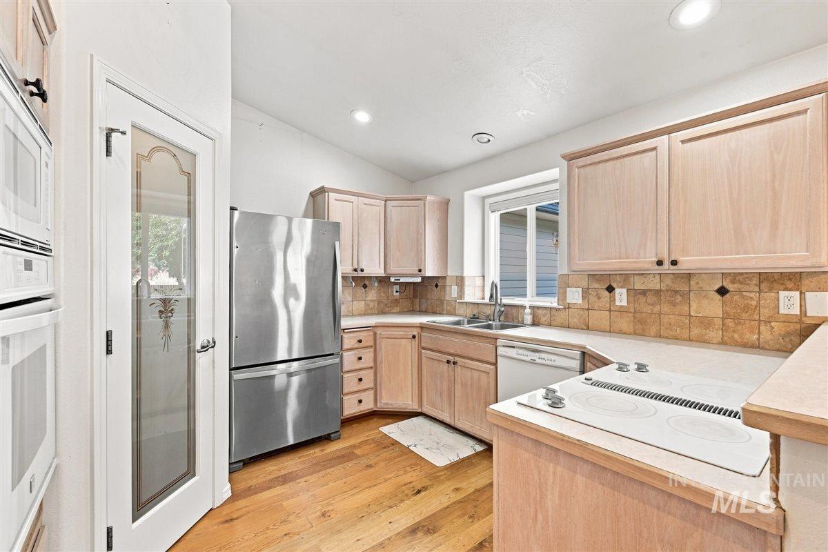 8798 W Mediterranean Ct., Boise, Idaho 83709, 3 Bedrooms, 2 Bathrooms, Residential For Sale, Price $499,000, 98998997