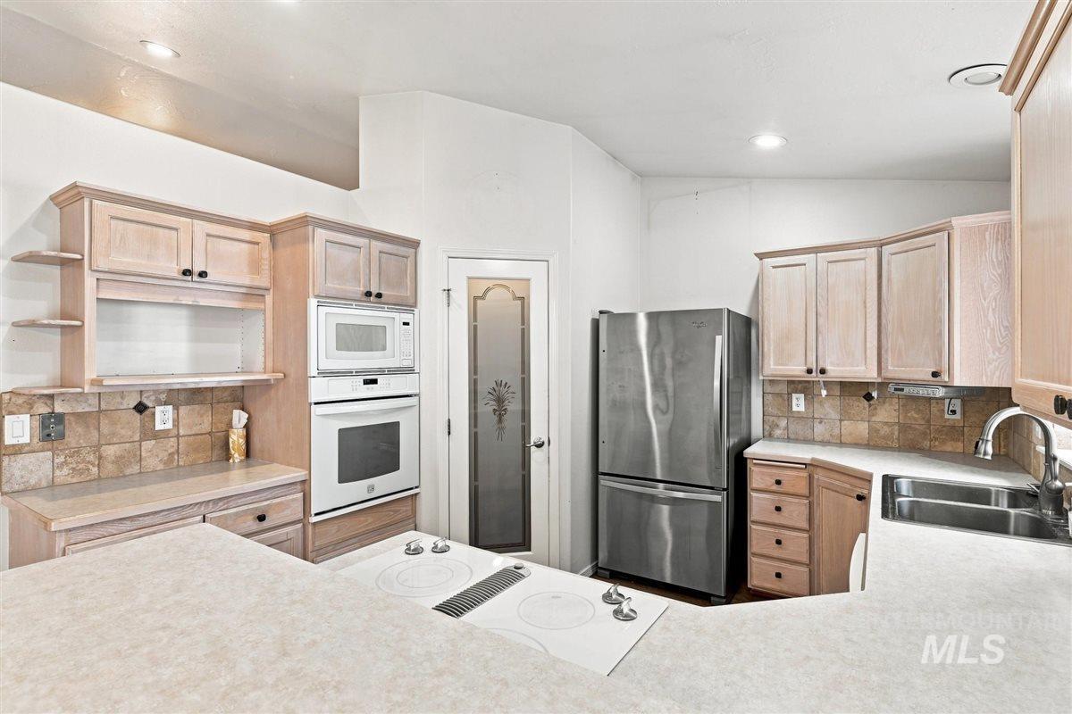 8798 W Mediterranean Ct., Boise, Idaho 83709, 3 Bedrooms, 2 Bathrooms, Residential For Sale, Price $499,000, 98998997