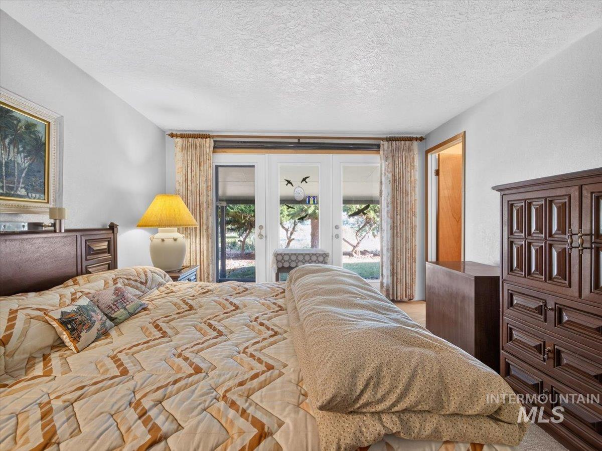 800 W South Slope Rd, Emmett, Idaho 83617, 2 Bedrooms, 2 Bathrooms, Residential For Sale, Price $535,000, 98998998