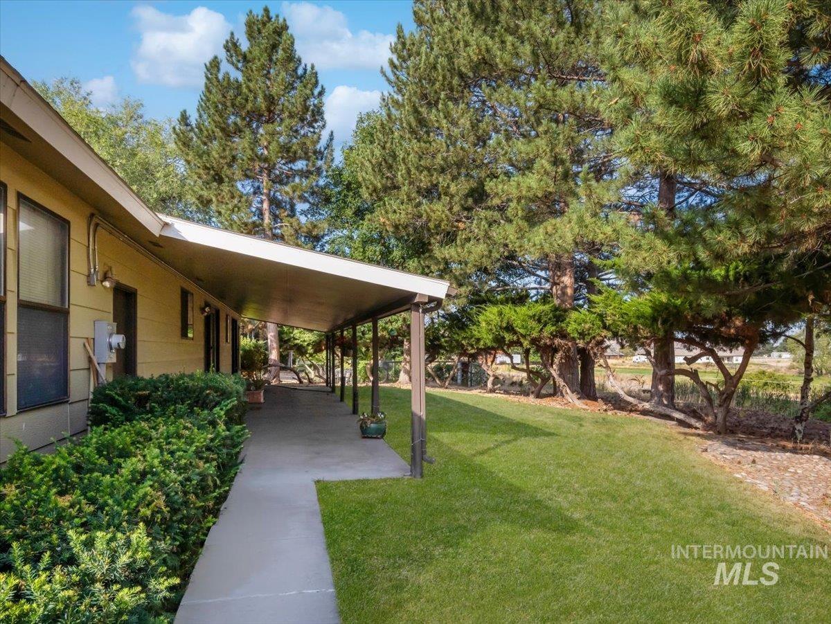 800 W South Slope Rd, Emmett, Idaho 83617, 2 Bedrooms, 2 Bathrooms, Residential For Sale, Price $535,000, 98998998