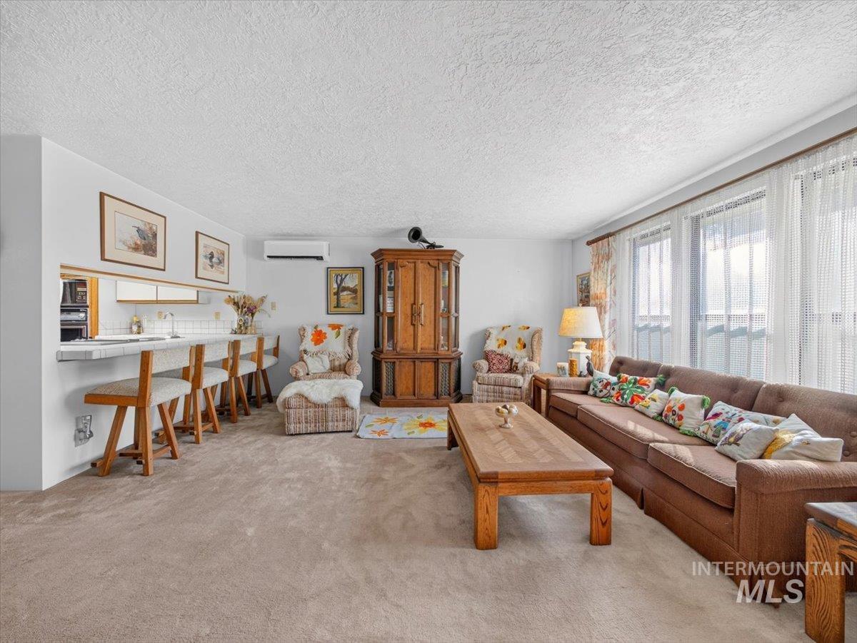800 W South Slope Rd, Emmett, Idaho 83617, 2 Bedrooms, 2 Bathrooms, Residential For Sale, Price $535,000, 98998998